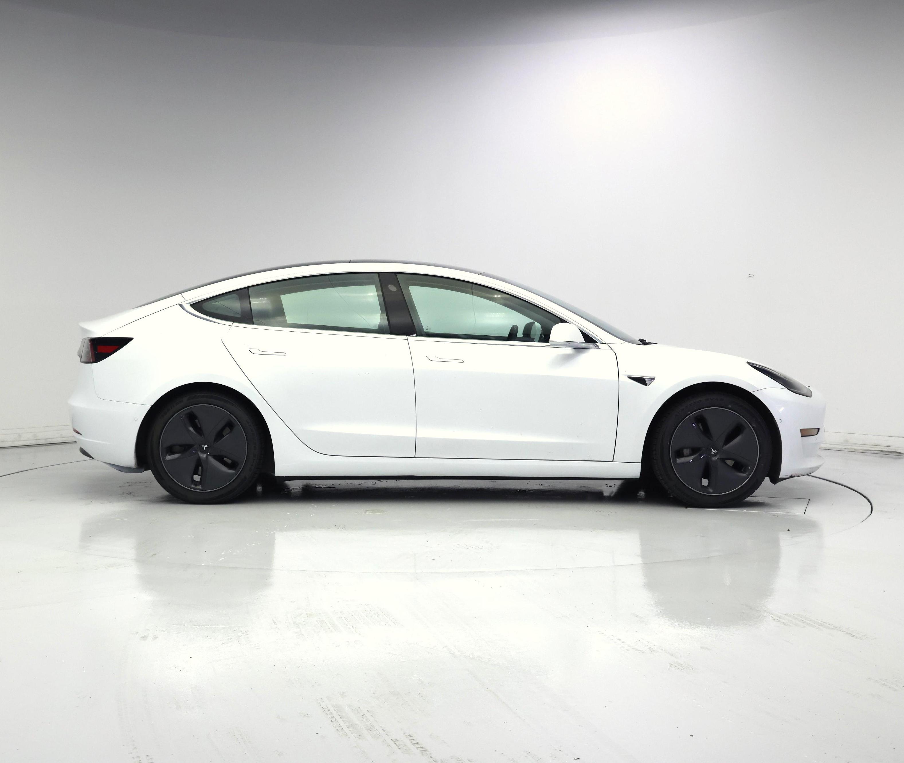 Thumbnail: 2020 Tesla Model 3 - 7