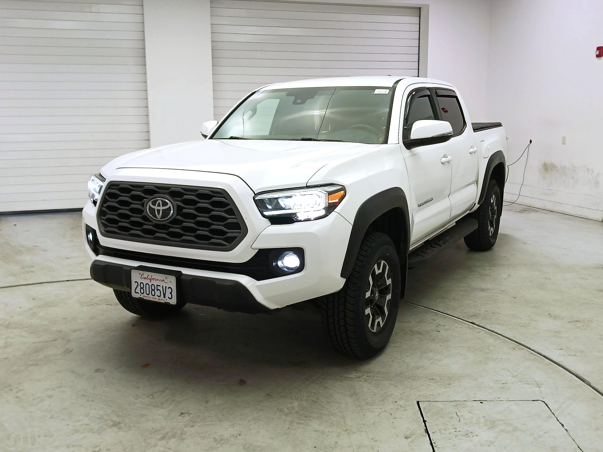 Thumbnail: 2023 Toyota Tacoma - 3