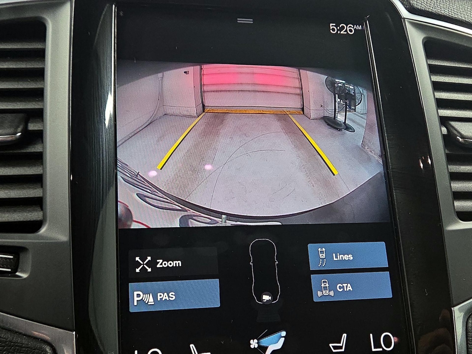 2022 Volvo XC90 Momentum - Photo 16