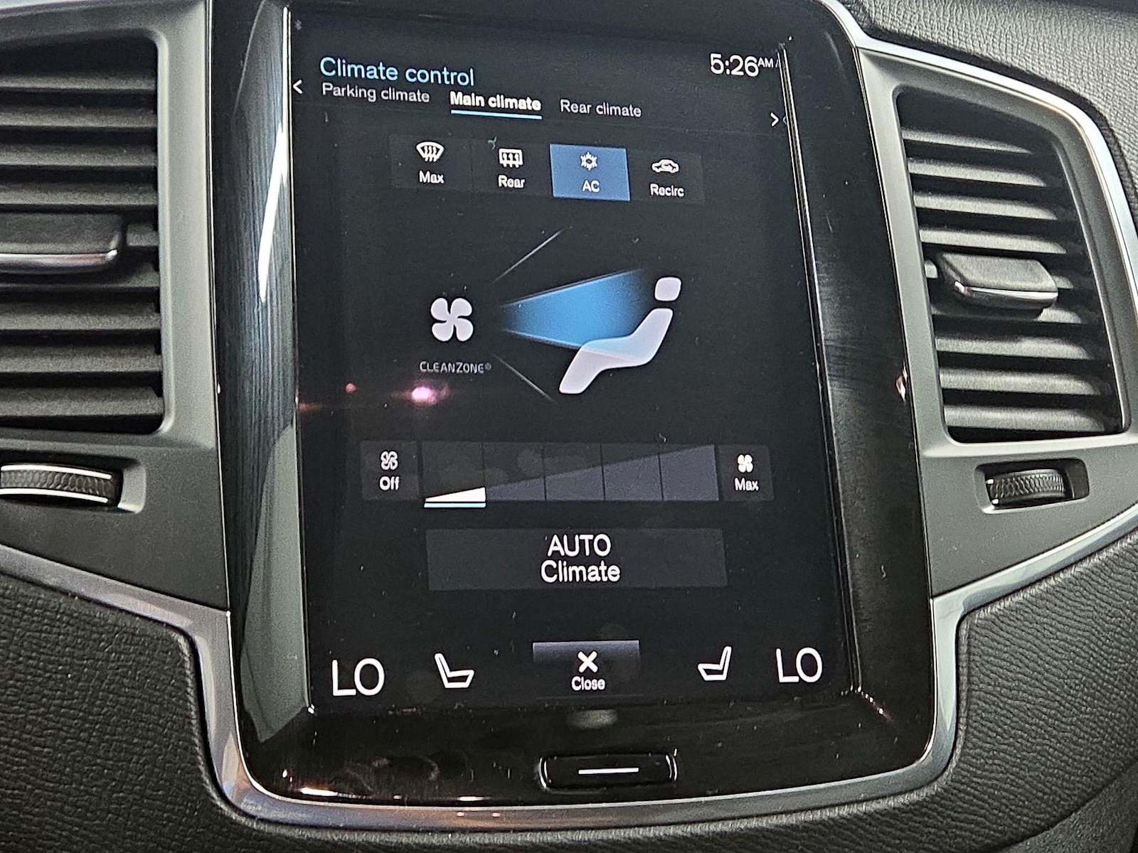 2022 Volvo XC90 Momentum - Photo 18