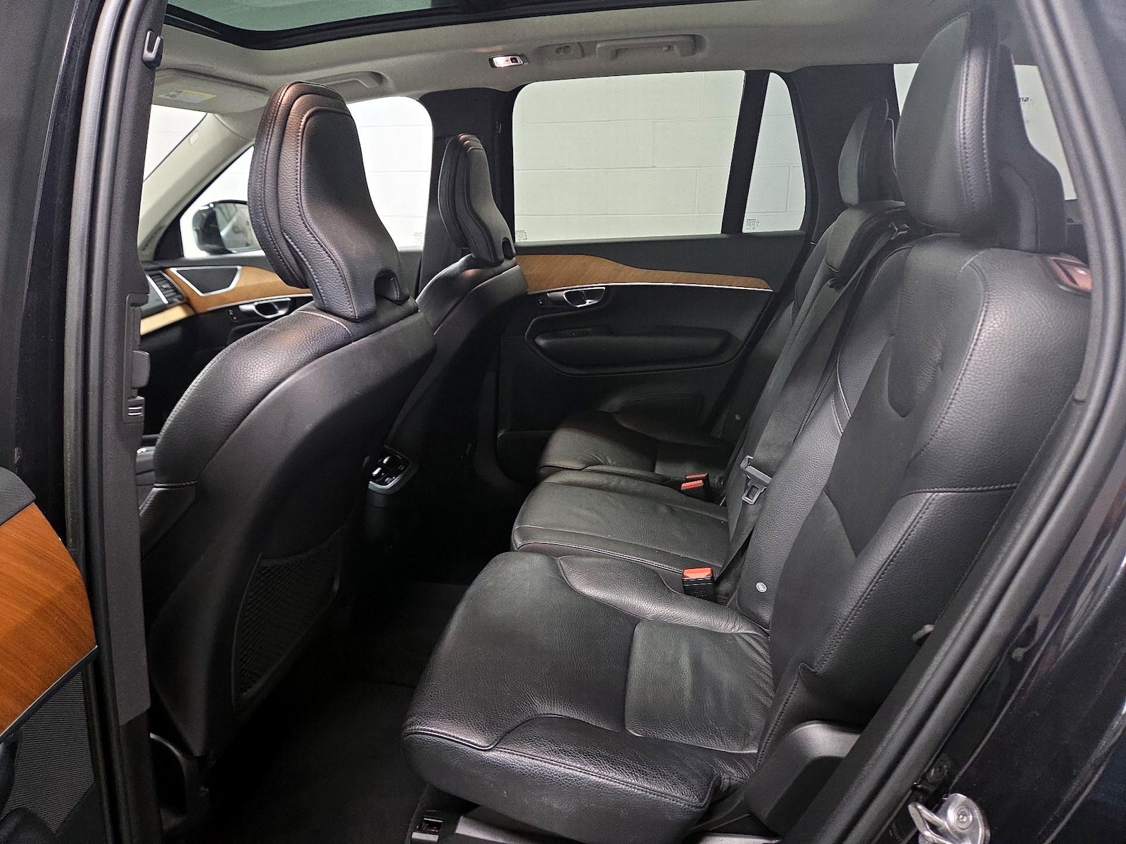 2022 Volvo XC90 Momentum - Photo 22