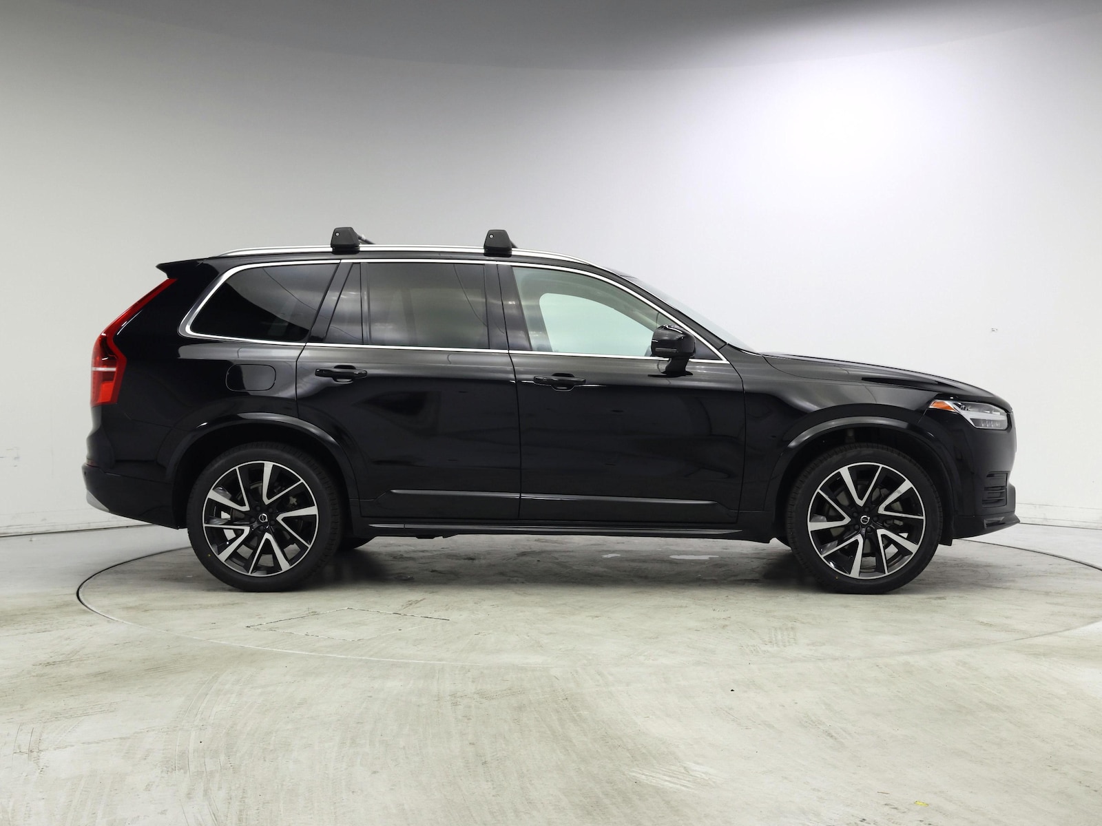 2022 Volvo XC90 Momentum - Photo 8