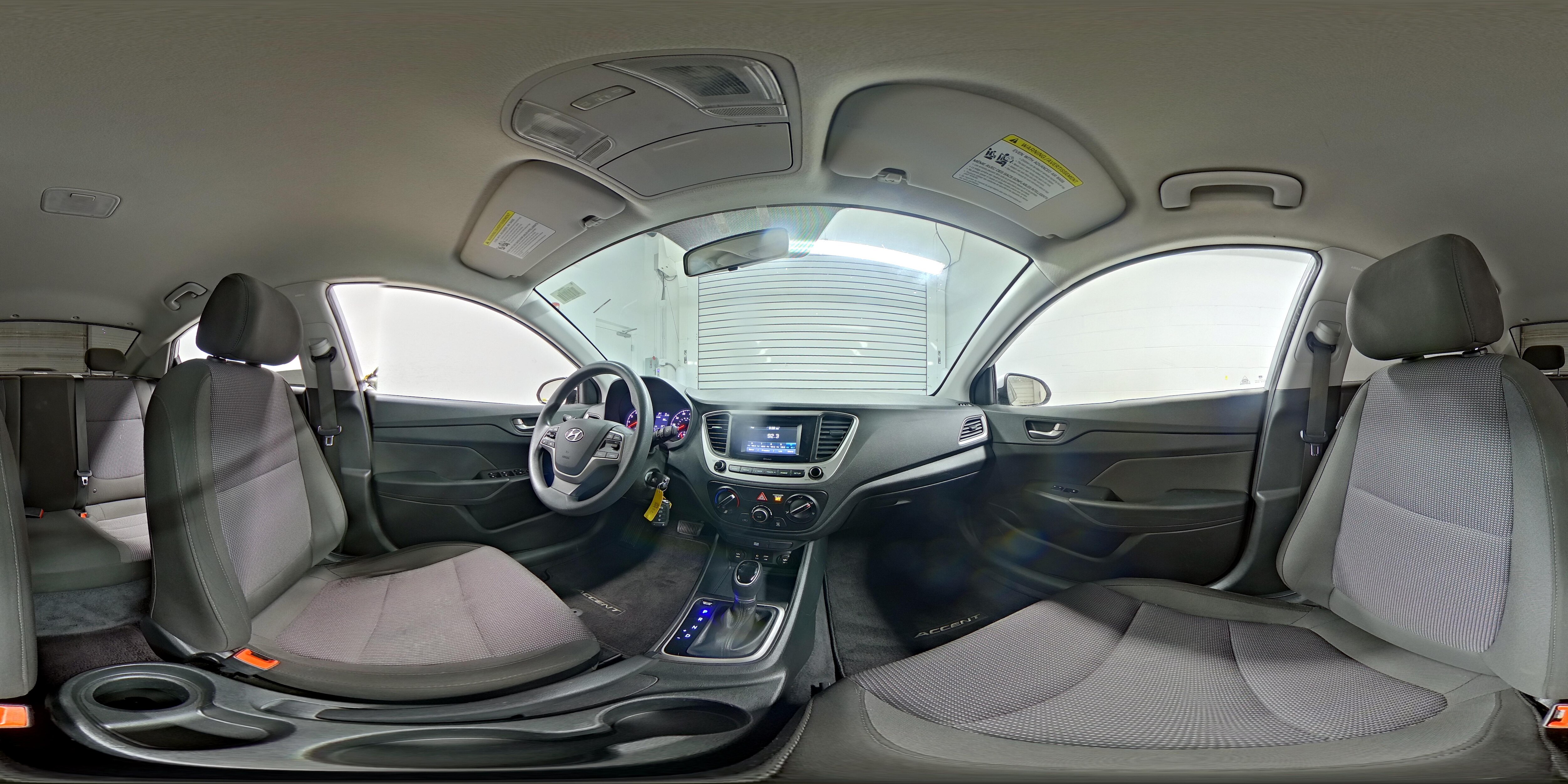 2020 Hyundai Accent SE - Photo 22