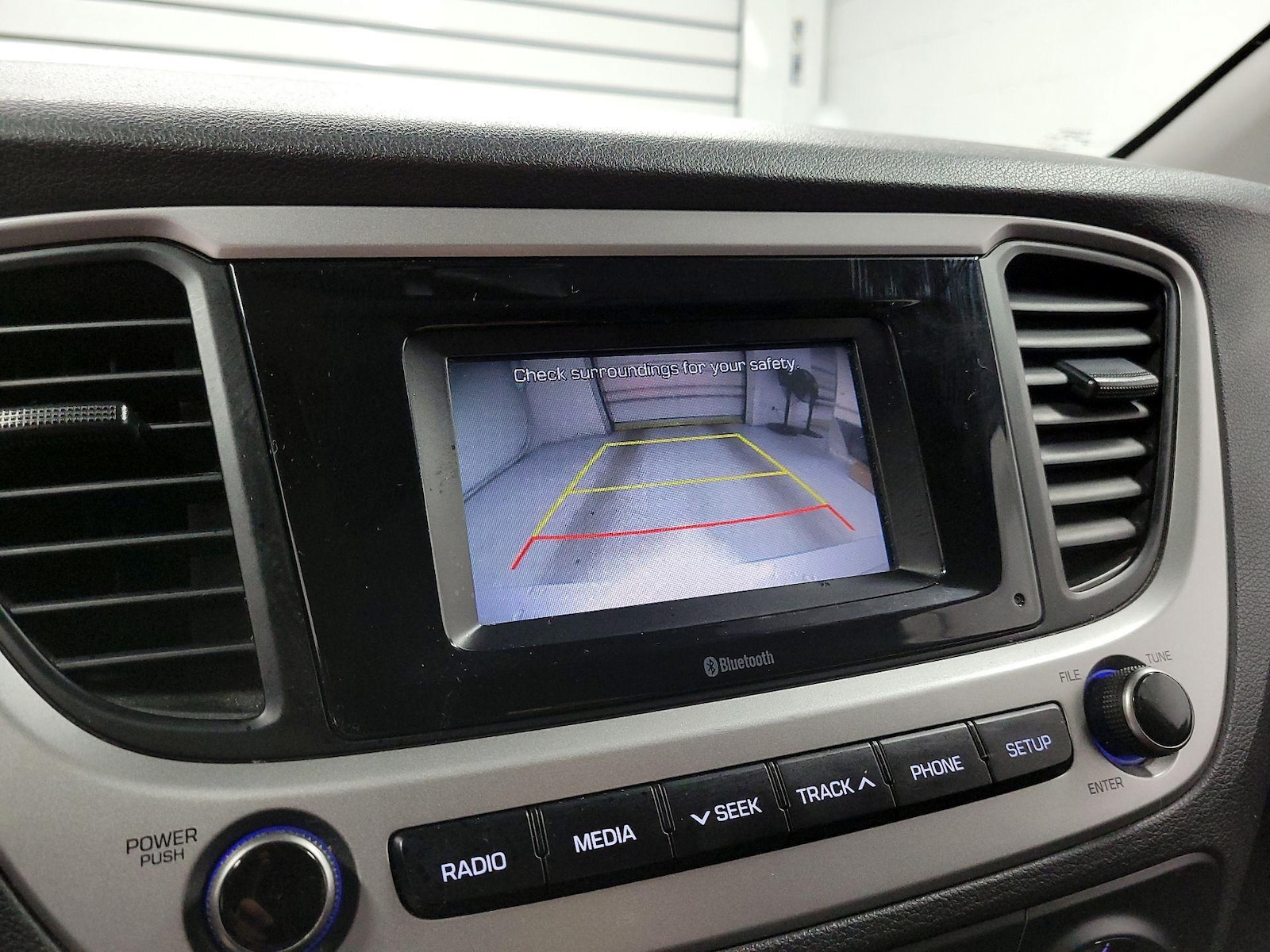 2020 Hyundai Accent SE - Photo 13