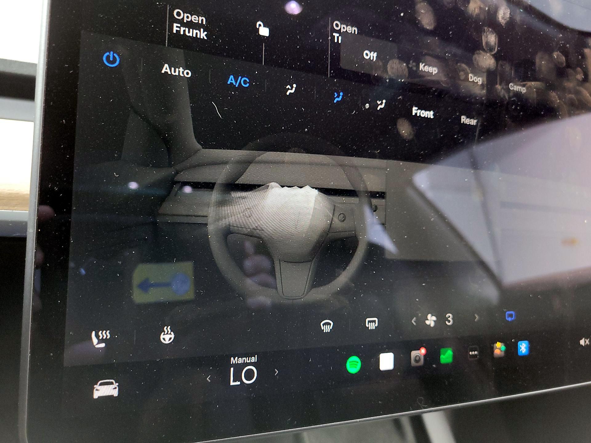 Thumbnail: 2022 Tesla Model 3 - 14