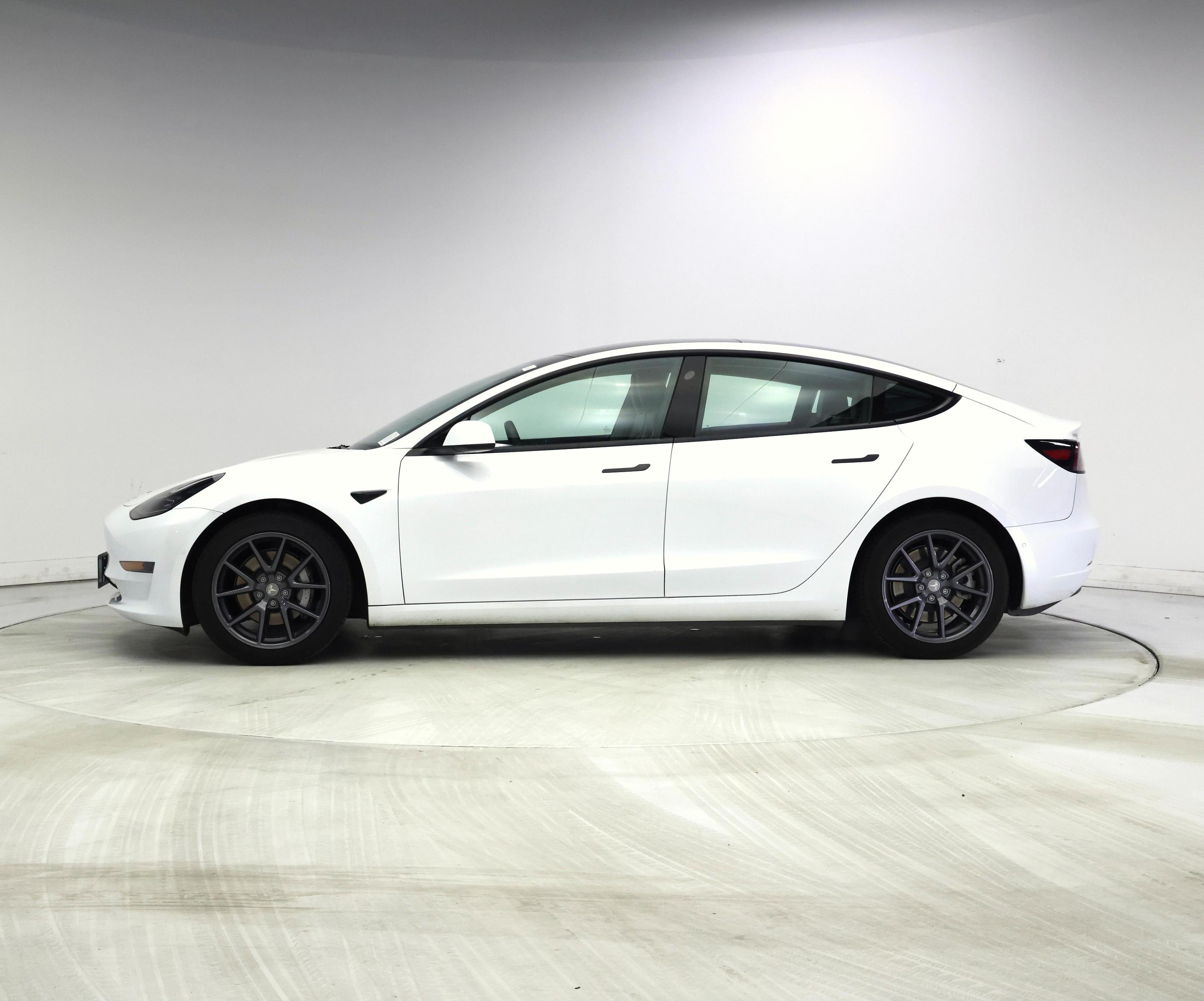 Thumbnail: 2022 Tesla Model 3 - 3