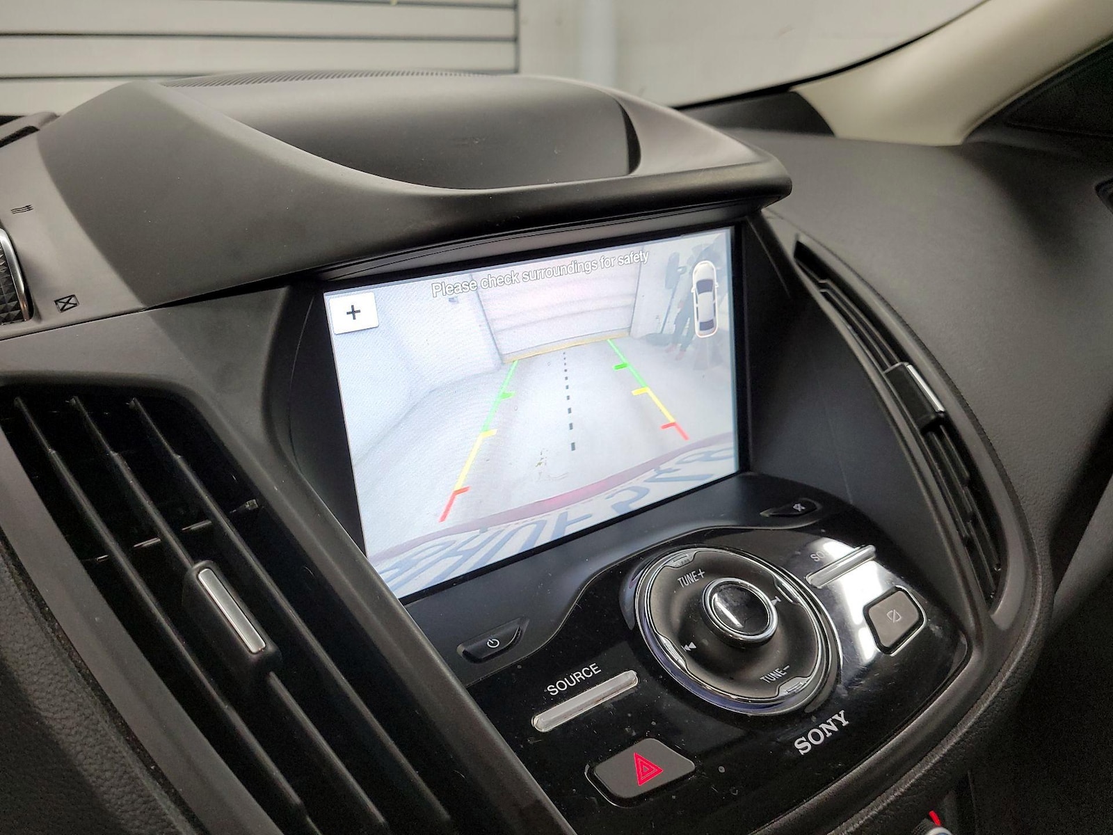 2019 Ford Escape Titanium - Photo 16