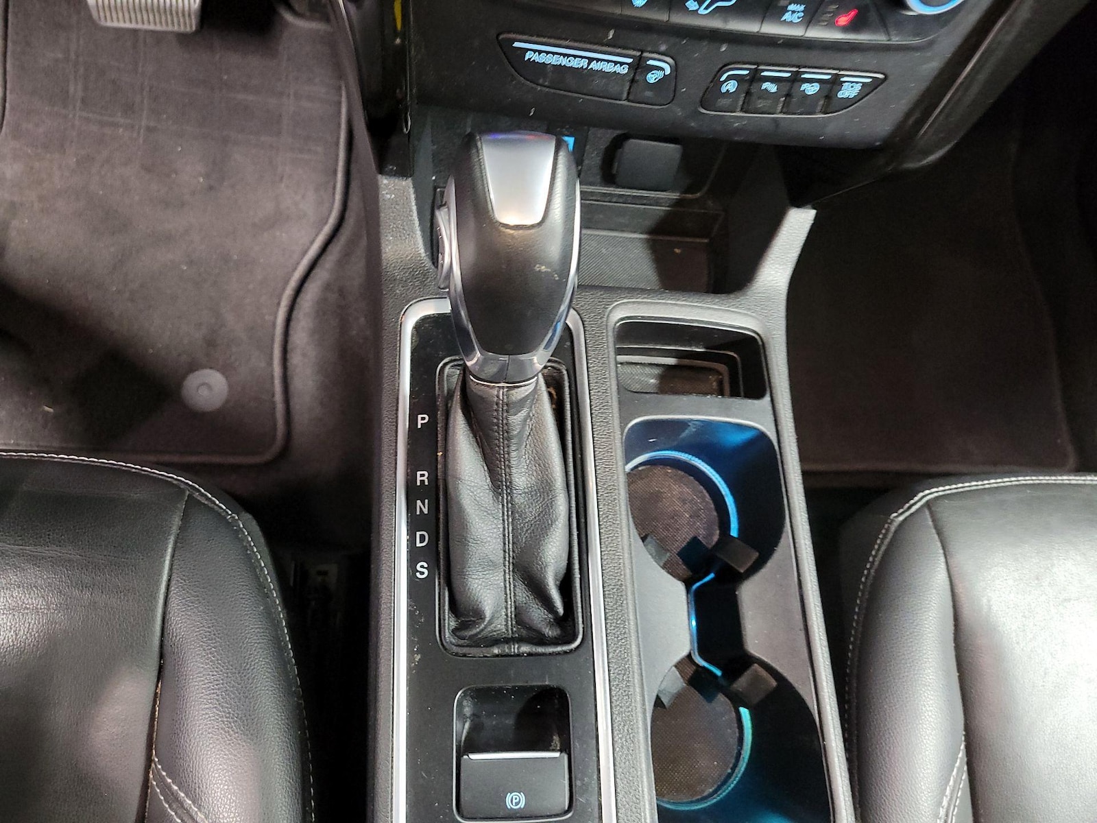 2019 Ford Escape Titanium - Photo 19