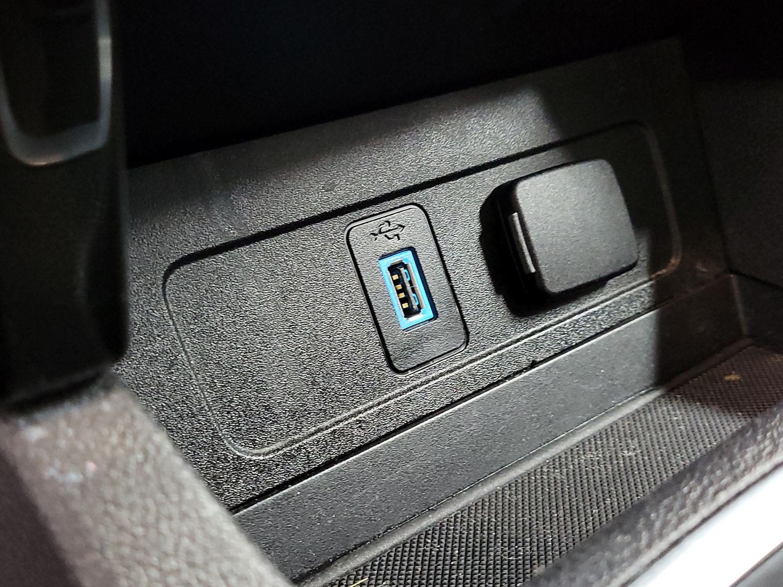 2019 Ford Escape Titanium - Photo 20