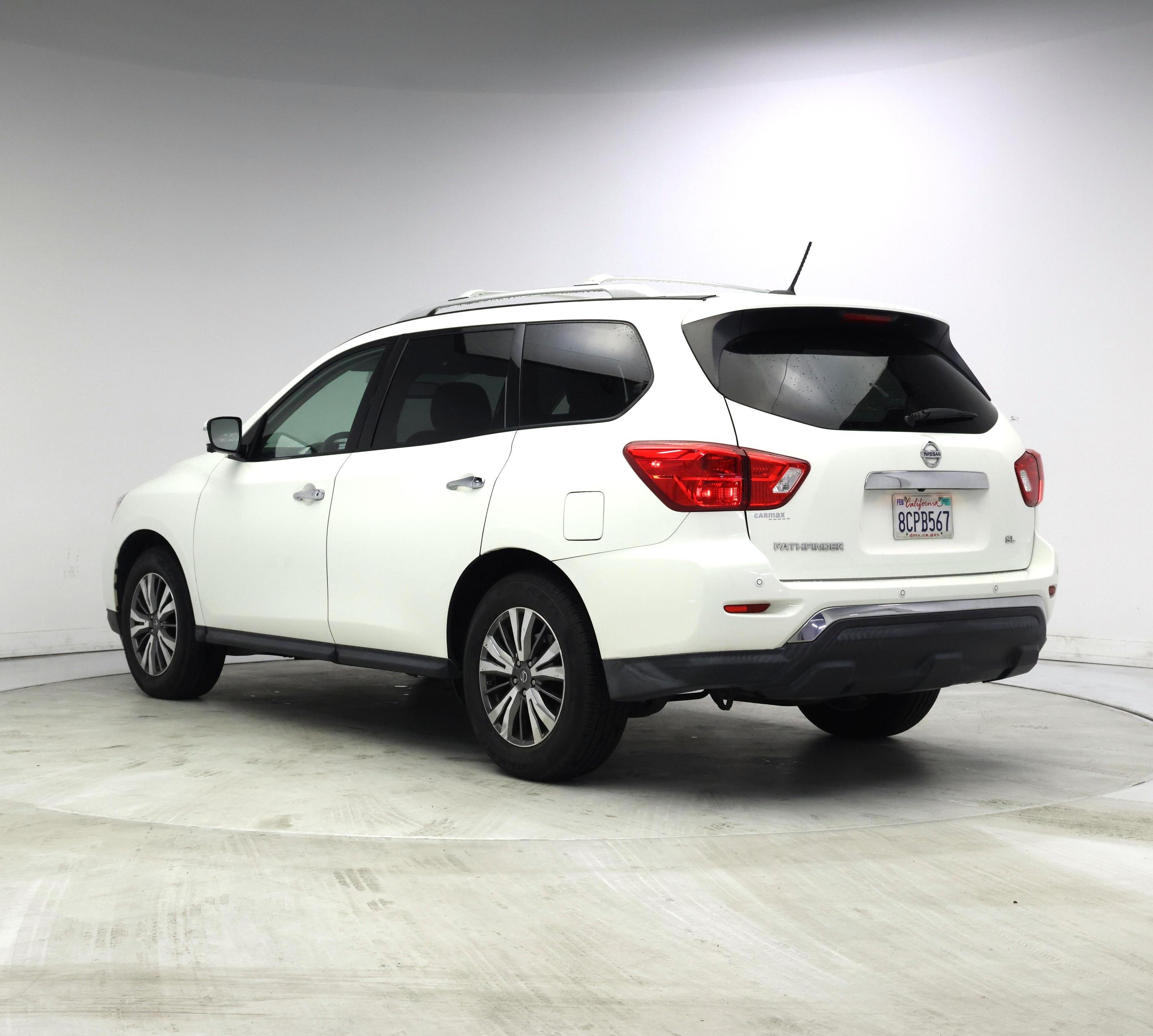 Thumbnail: 2018 Nissan Pathfinder - 2