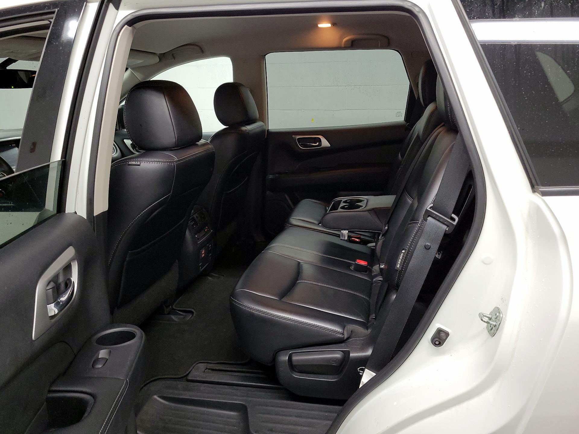 Thumbnail: 2018 Nissan Pathfinder - 20