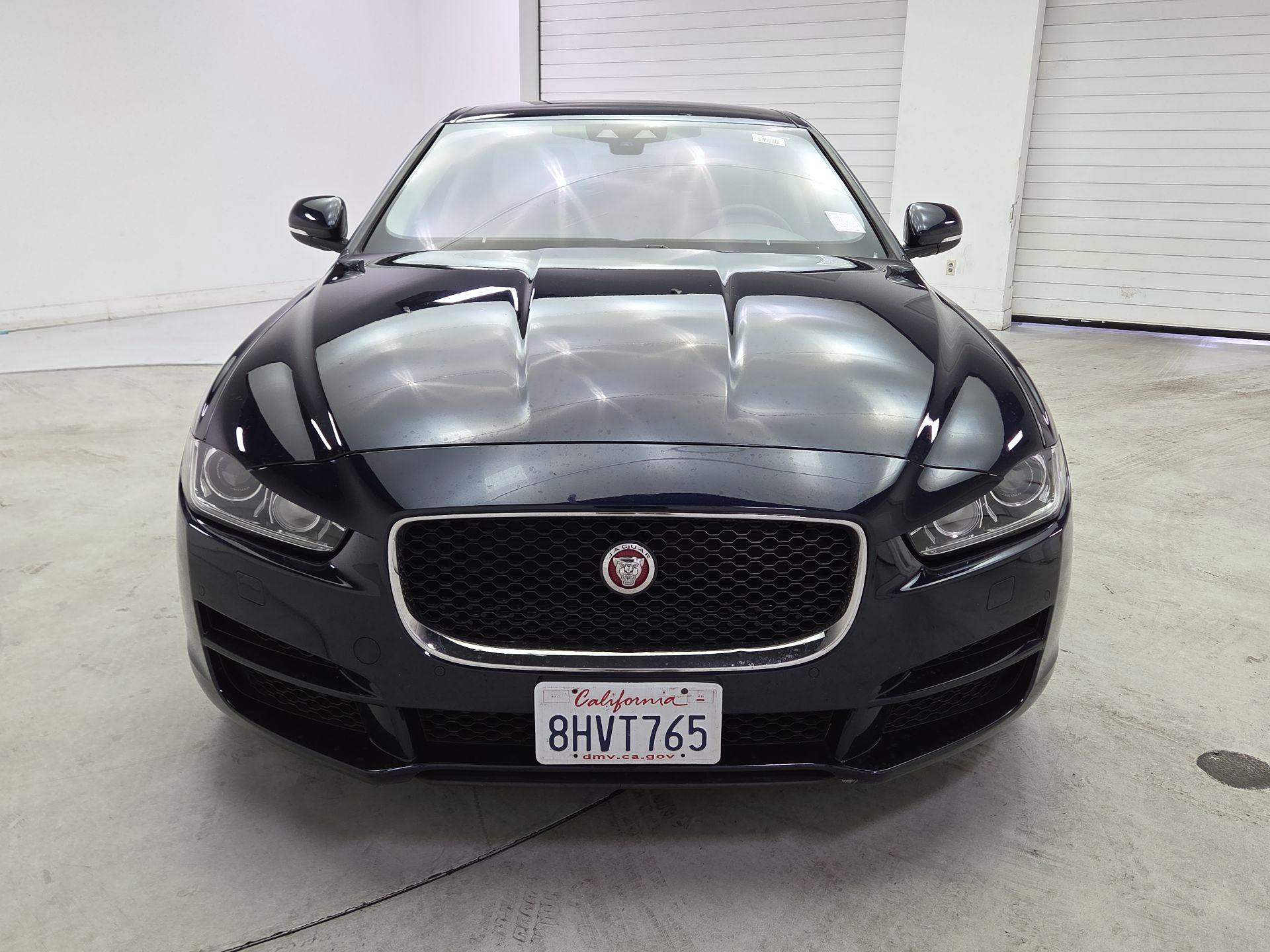 Thumbnail: 2019 Jaguar XE - 2
