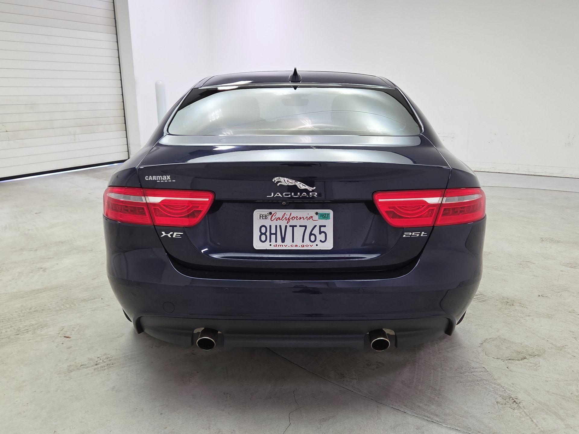 Thumbnail: 2019 Jaguar XE - 6
