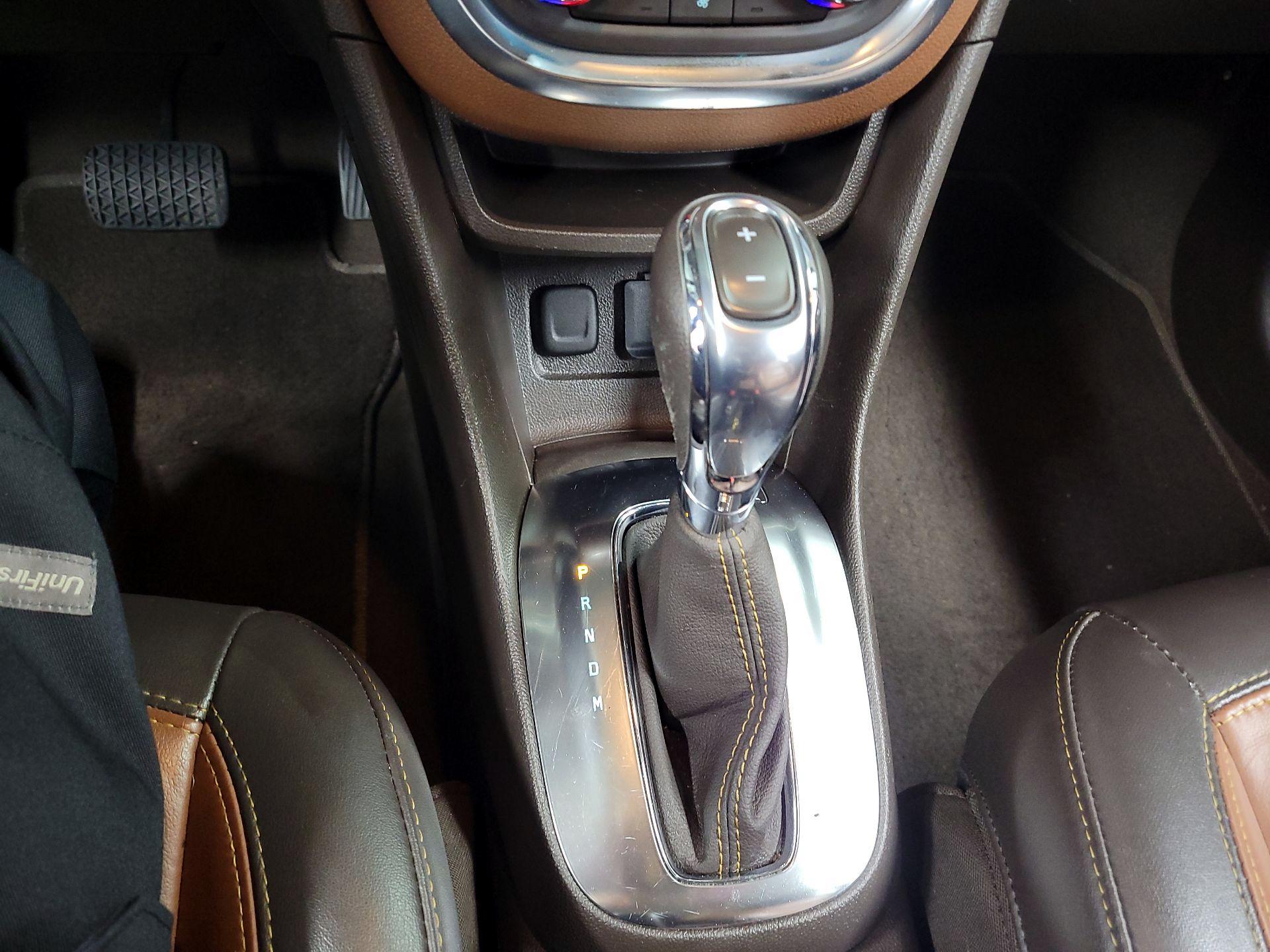 Thumbnail: 2016 Buick Encore - 13
