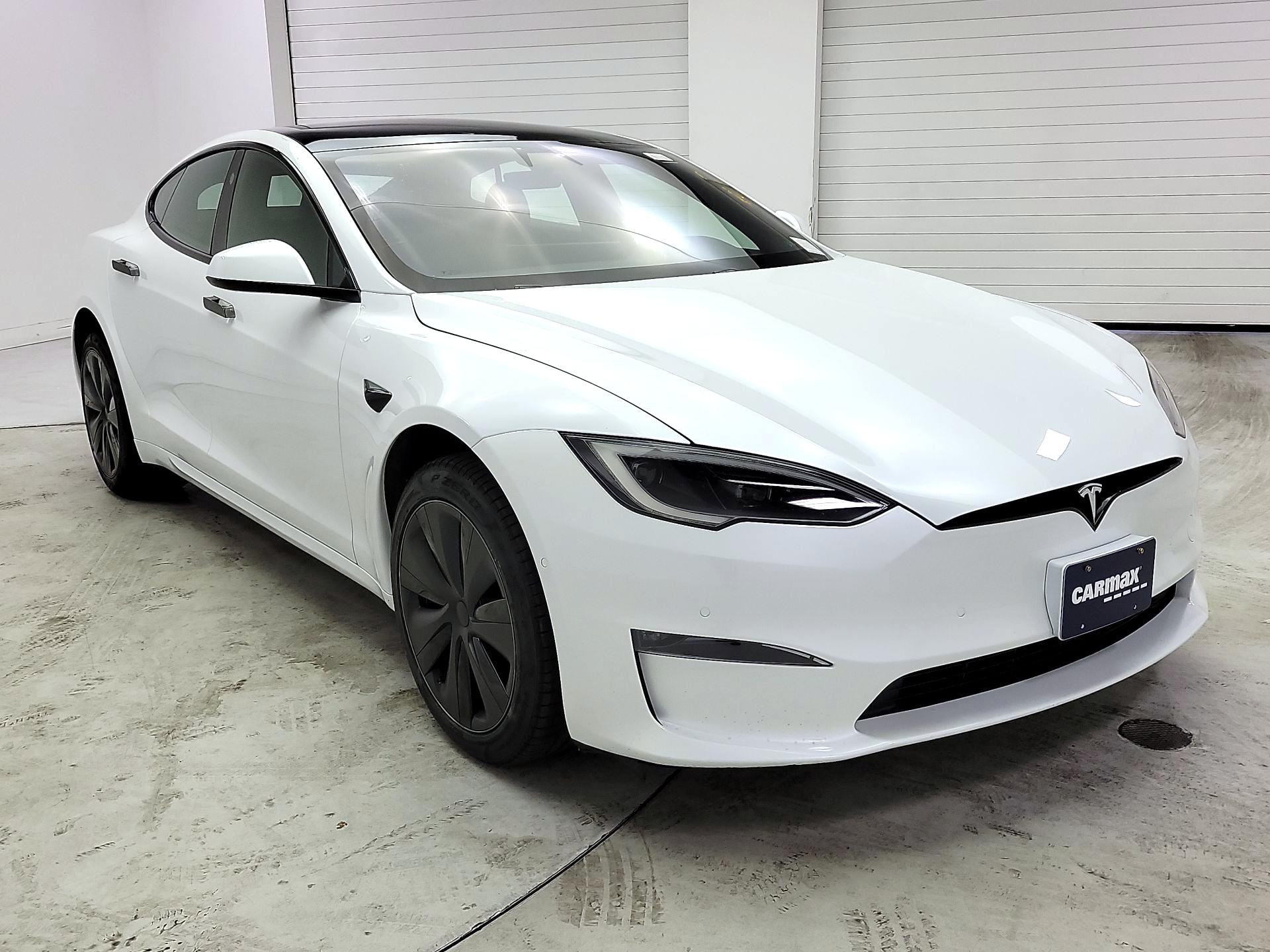 Thumbnail: 2022 Tesla Model S - 1
