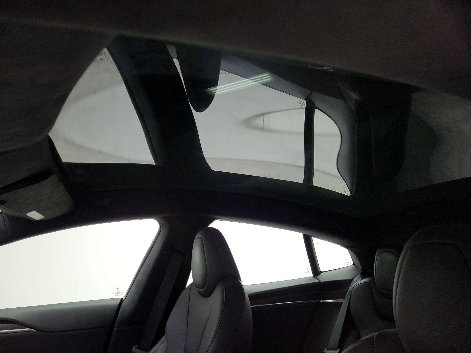 Thumbnail: 2022 Tesla Model S - 16