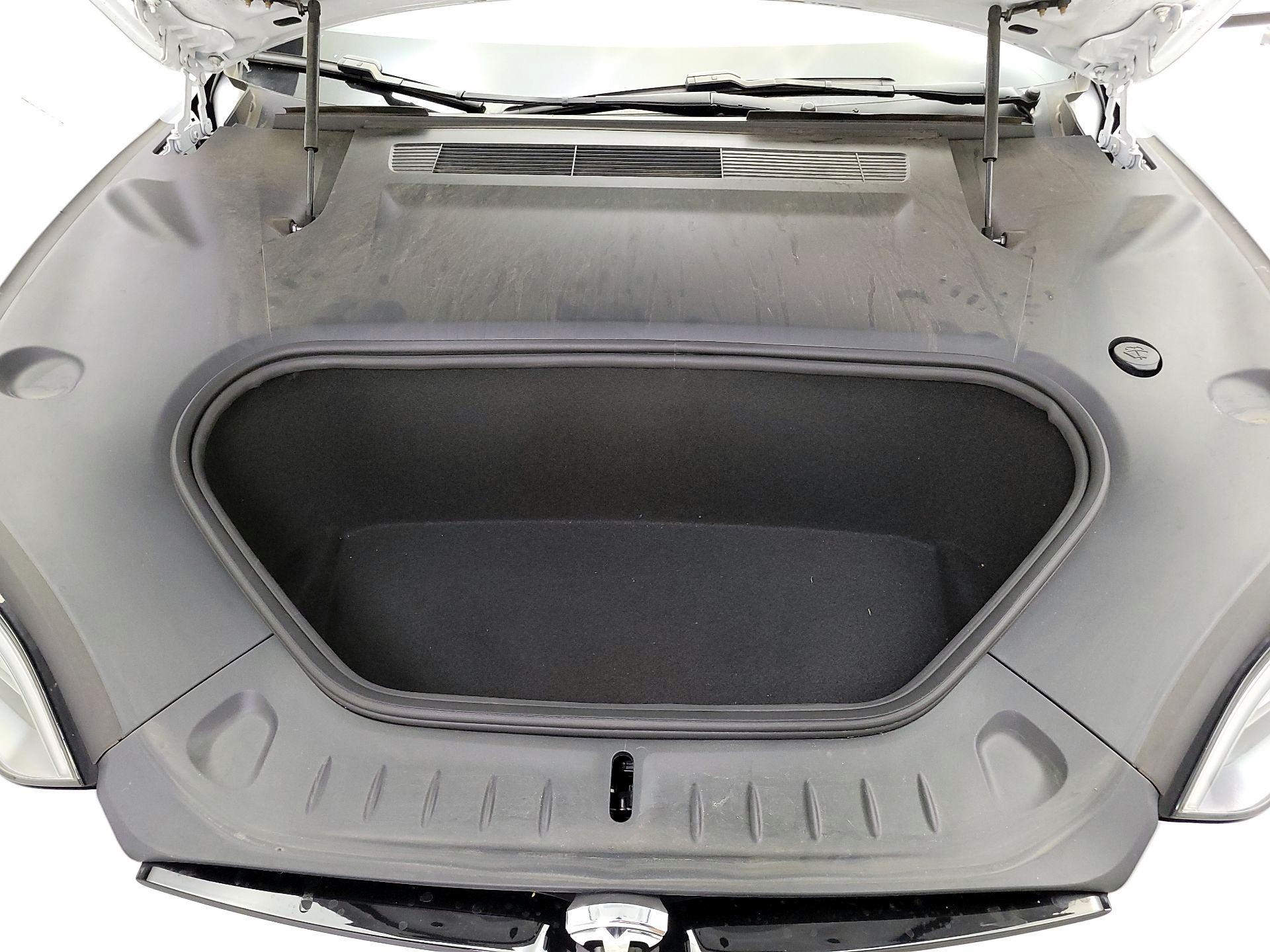 Thumbnail: 2022 Tesla Model S - 19