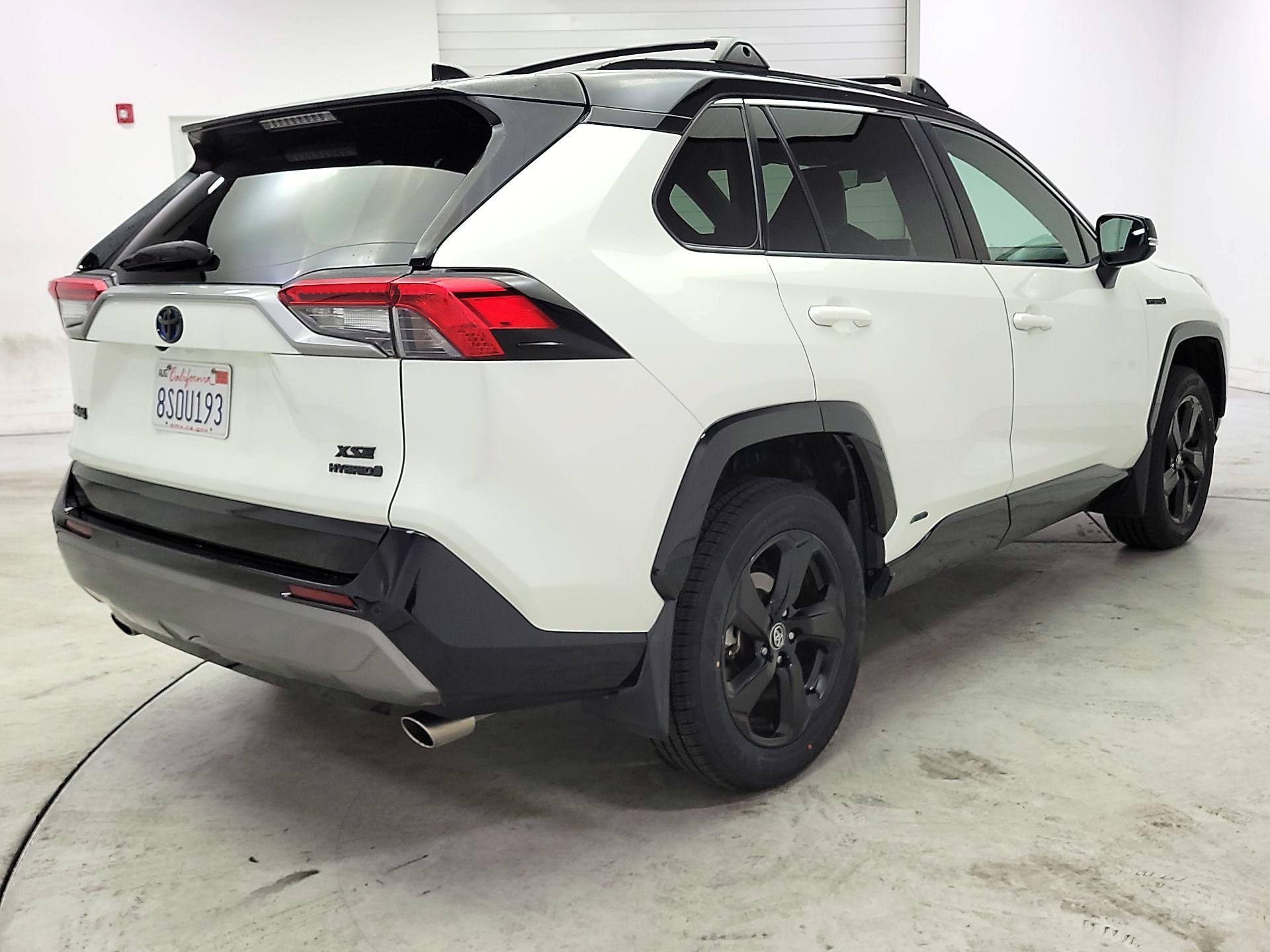 Thumbnail: 2020 Toyota RAV4 - 5