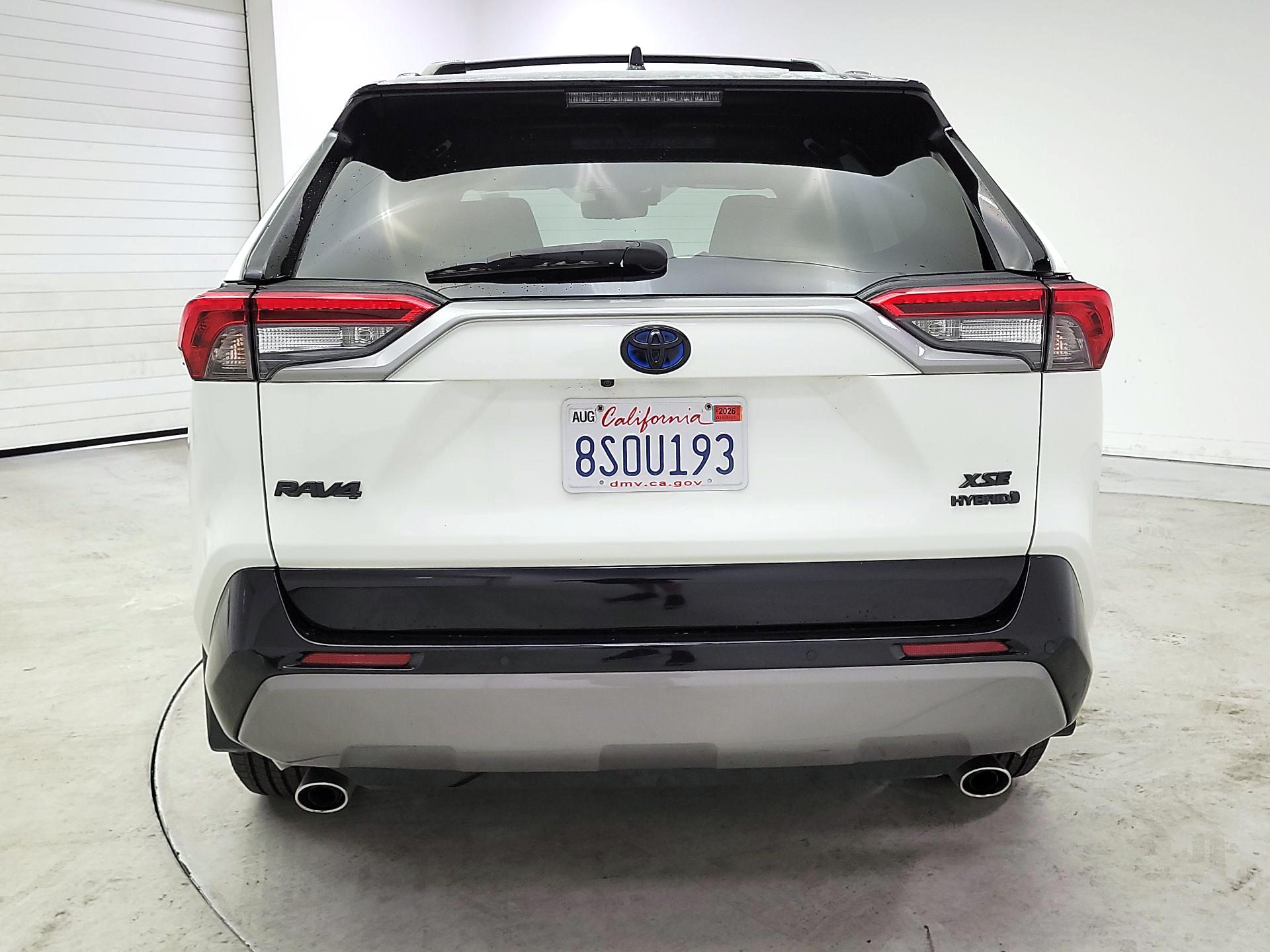 Thumbnail: 2020 Toyota RAV4 - 6