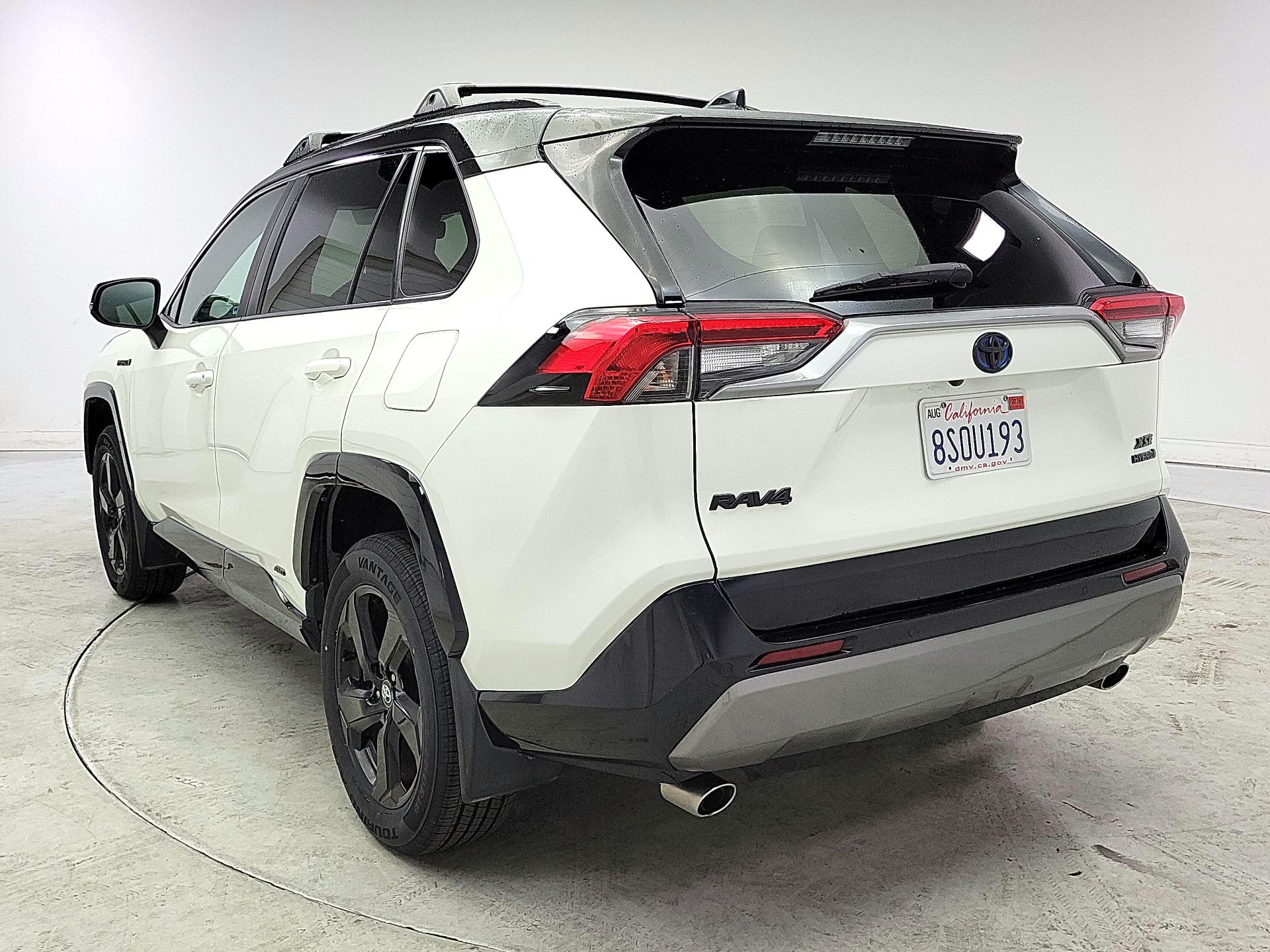 Thumbnail: 2020 Toyota RAV4 - 7