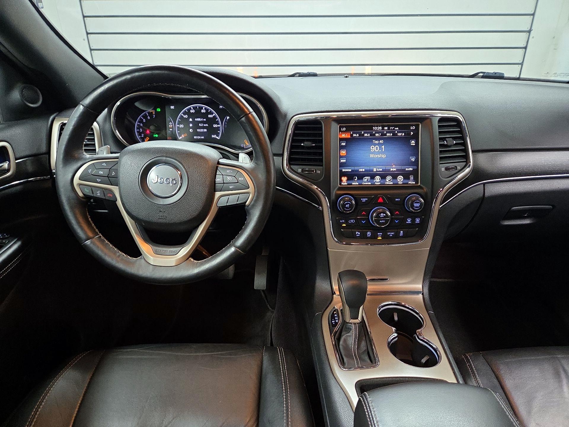 Thumbnail: 2017 Jeep Grand Cherokee - 9