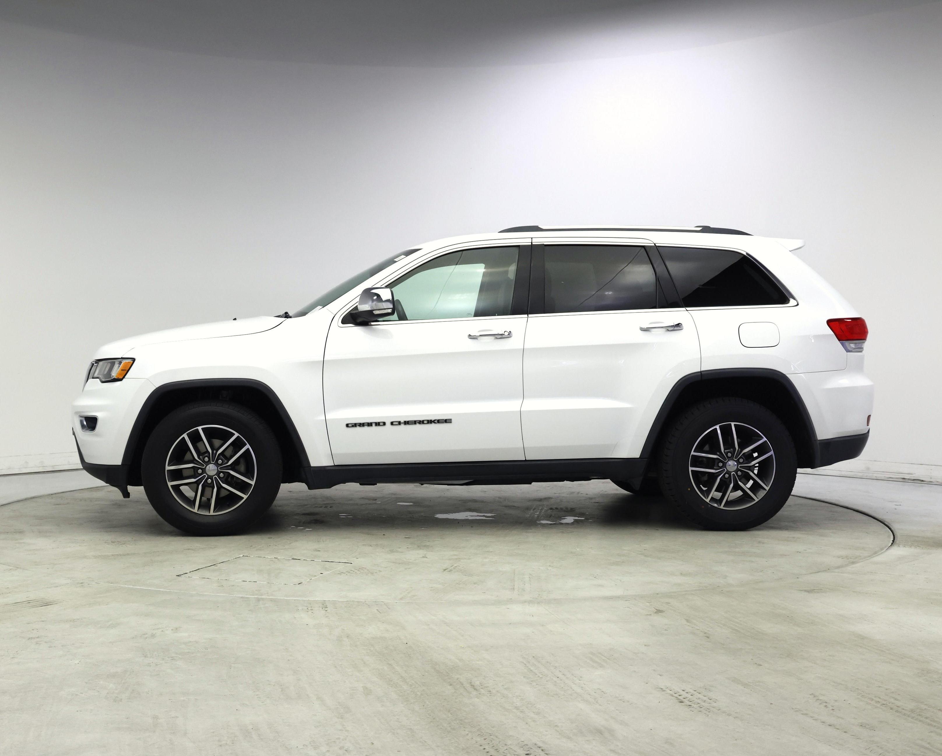 Thumbnail: 2017 Jeep Grand Cherokee - 3