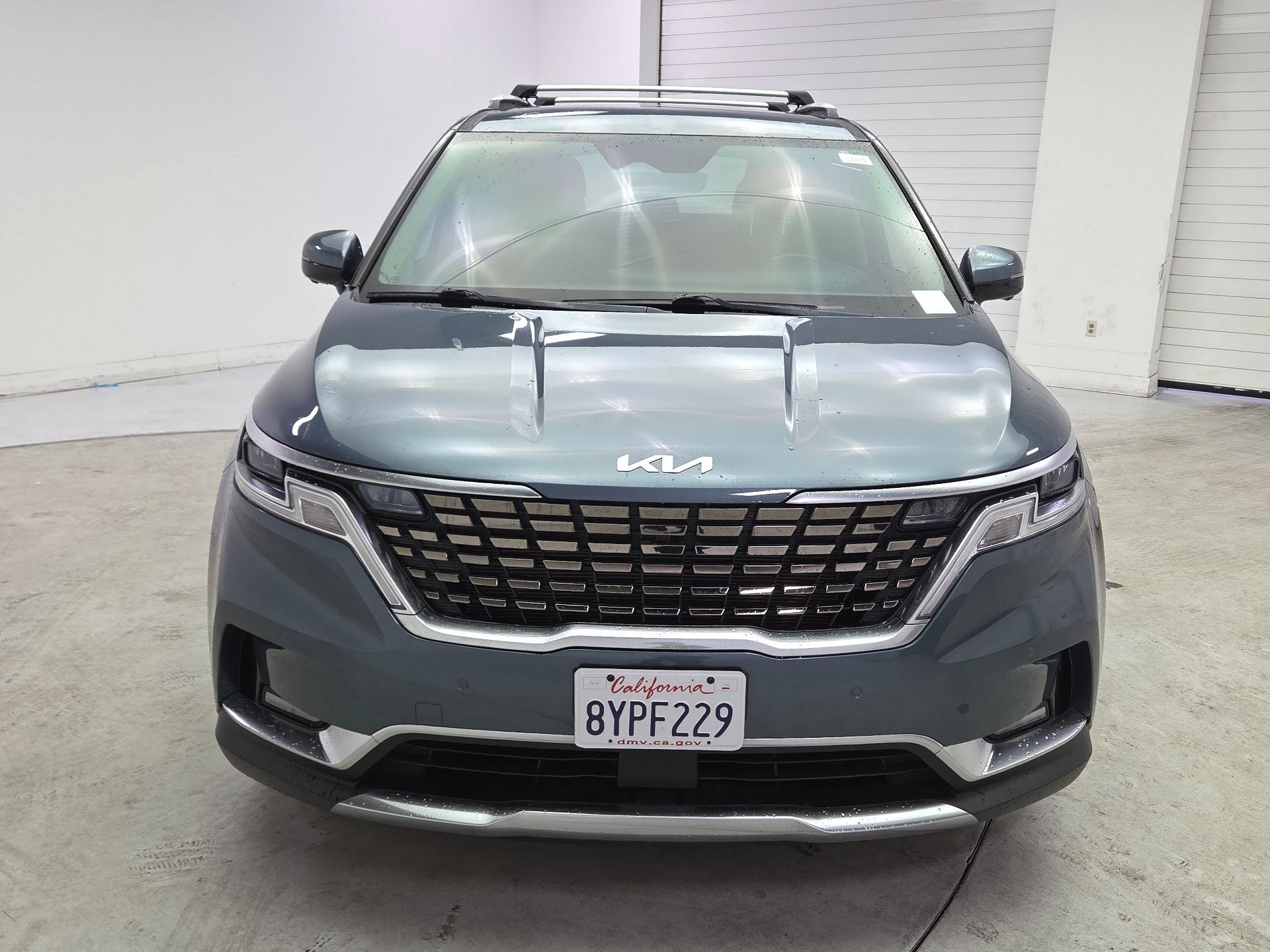 Thumbnail: 2022 Kia Carnival - 2