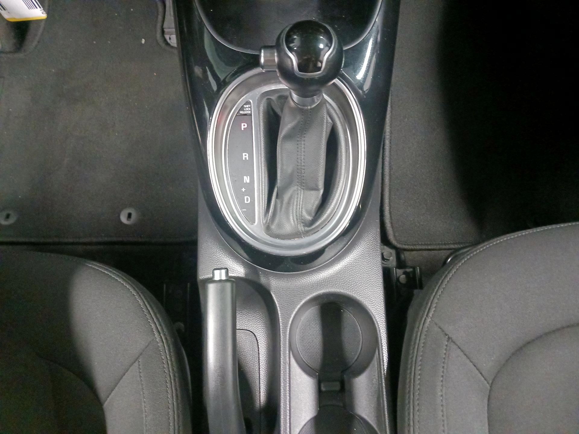 Thumbnail: 2015 Kia Soul - 17
