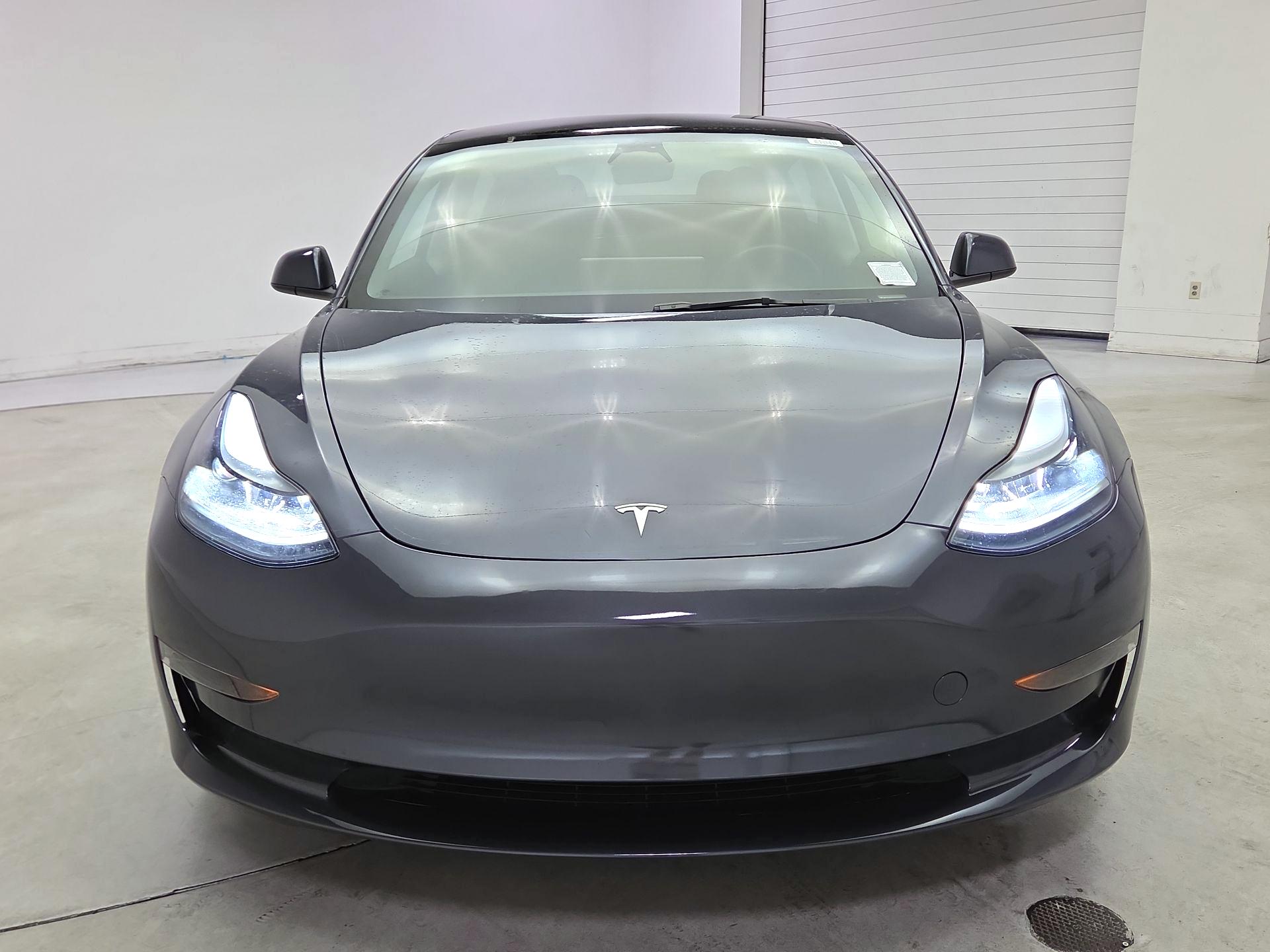 Thumbnail: 2023 Tesla Model 3 - 2