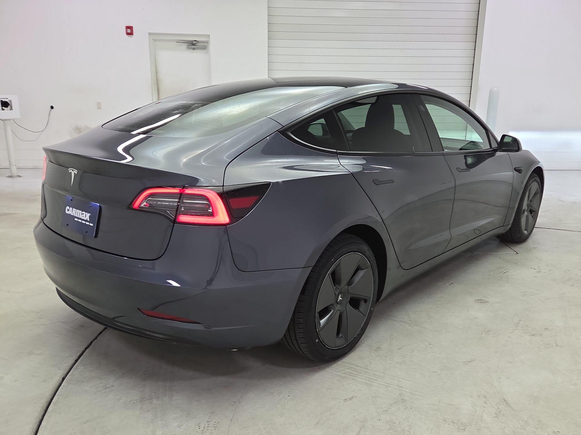 Thumbnail: 2023 Tesla Model 3 - 5
