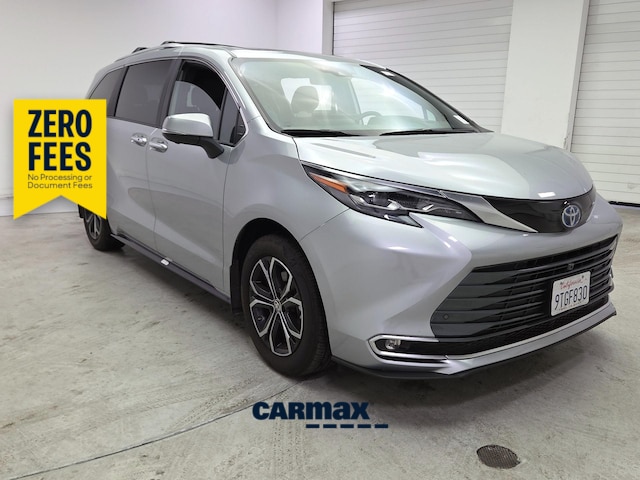Silver 2025 Toyota Sienna Platinum 7-Passenger AWD Minivan All-Wheel Drive Automatic