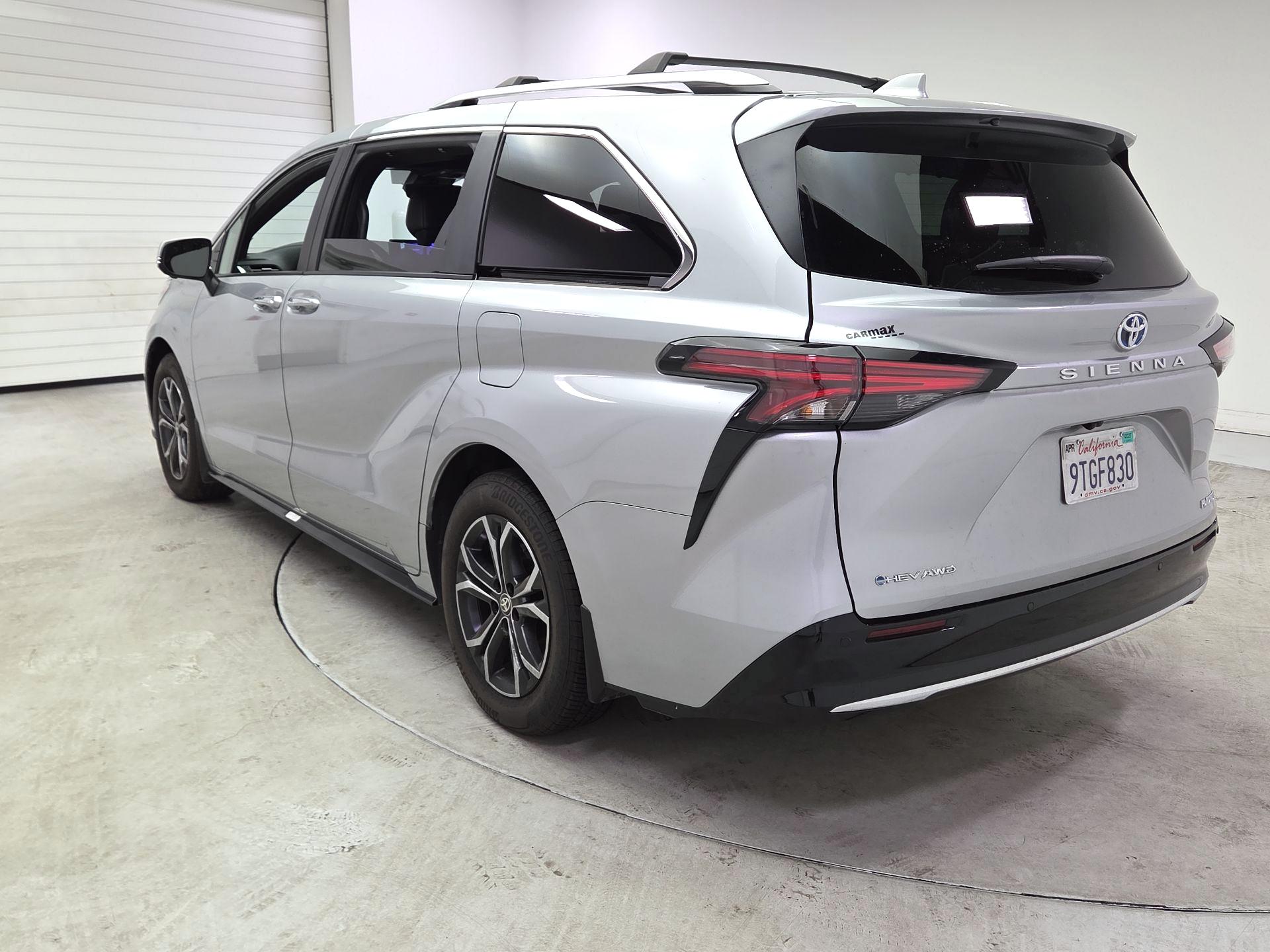 Thumbnail: 2025 Toyota Sienna - 7