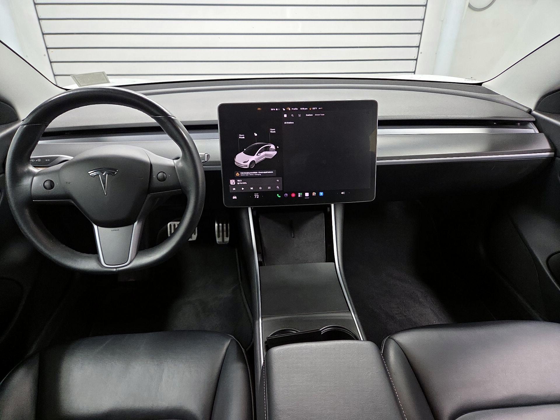 Thumbnail: 2019 Tesla Model 3 - 9