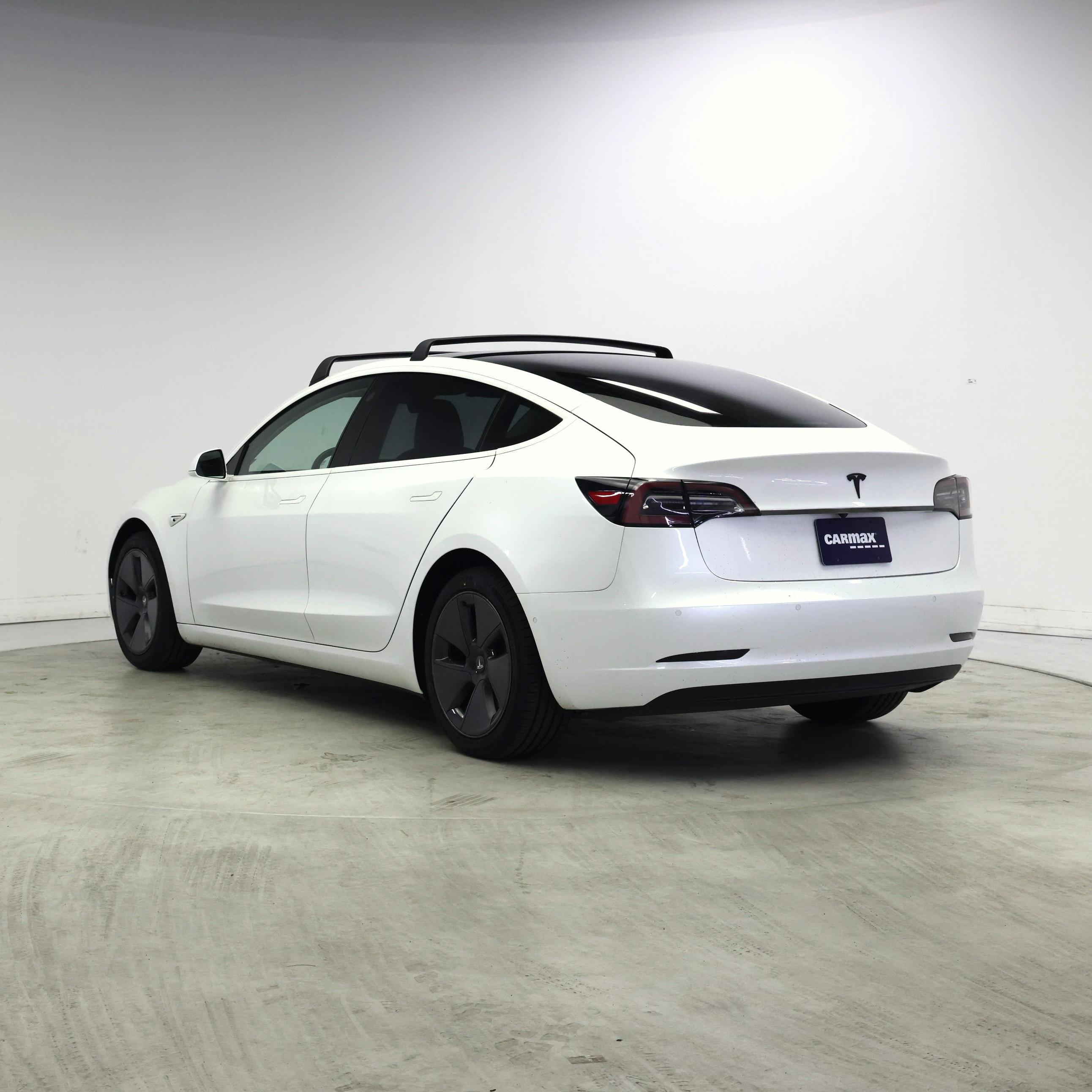 Thumbnail: 2019 Tesla Model 3 - 2