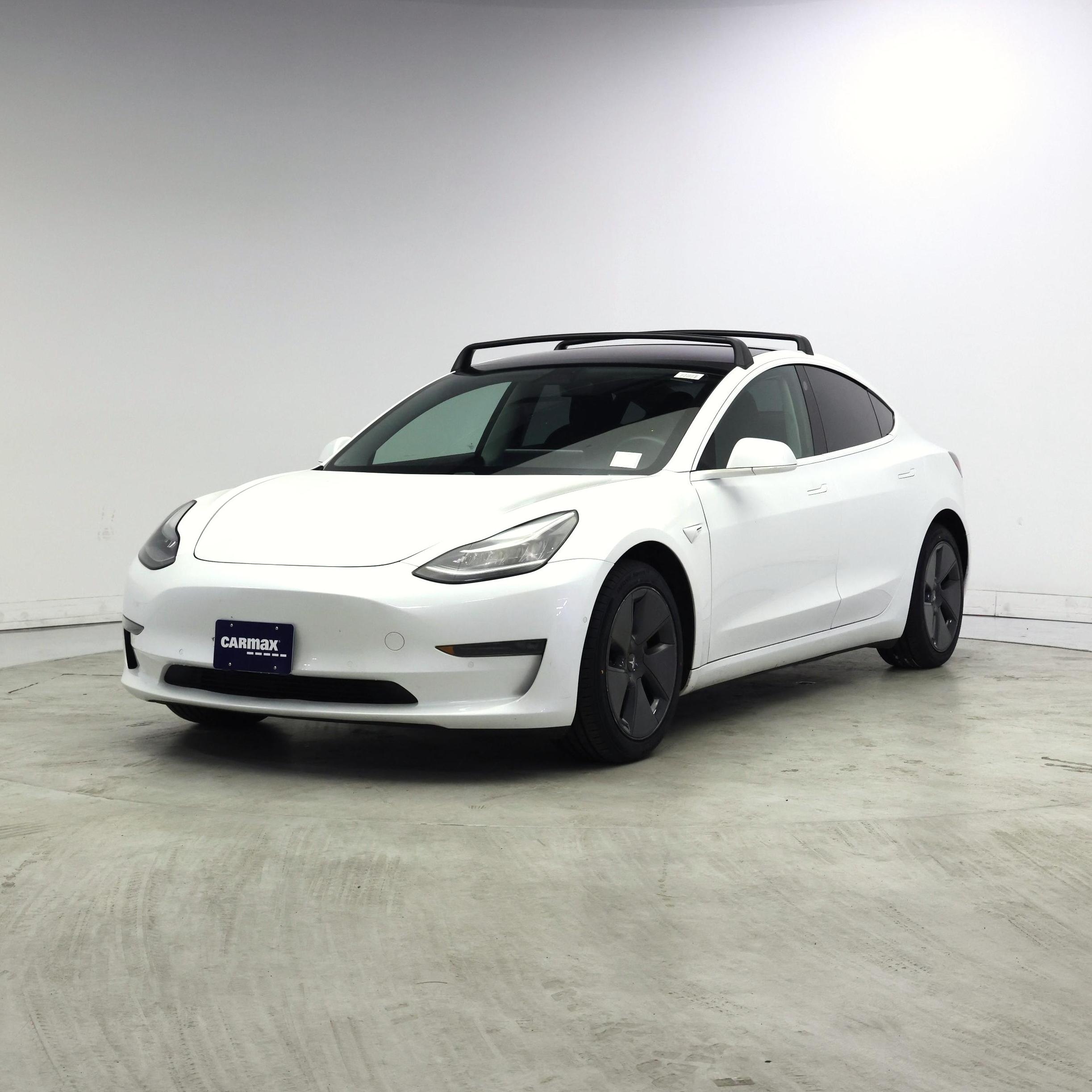 Thumbnail: 2019 Tesla Model 3 - 4