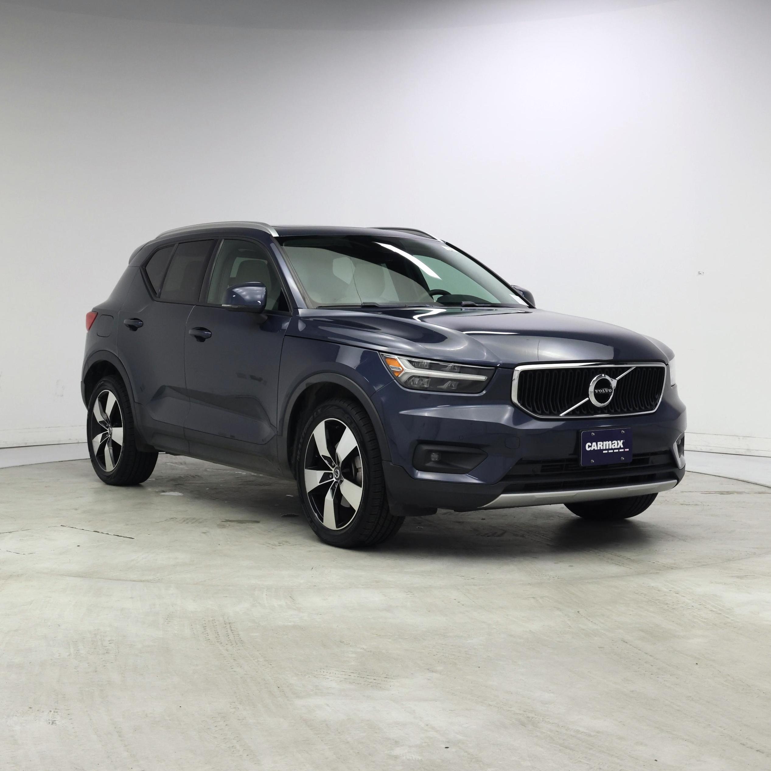 Blue 2021 Volvo XC40 T5 Momentum AWD SUV / Crossover All-Wheel Drive Automatic