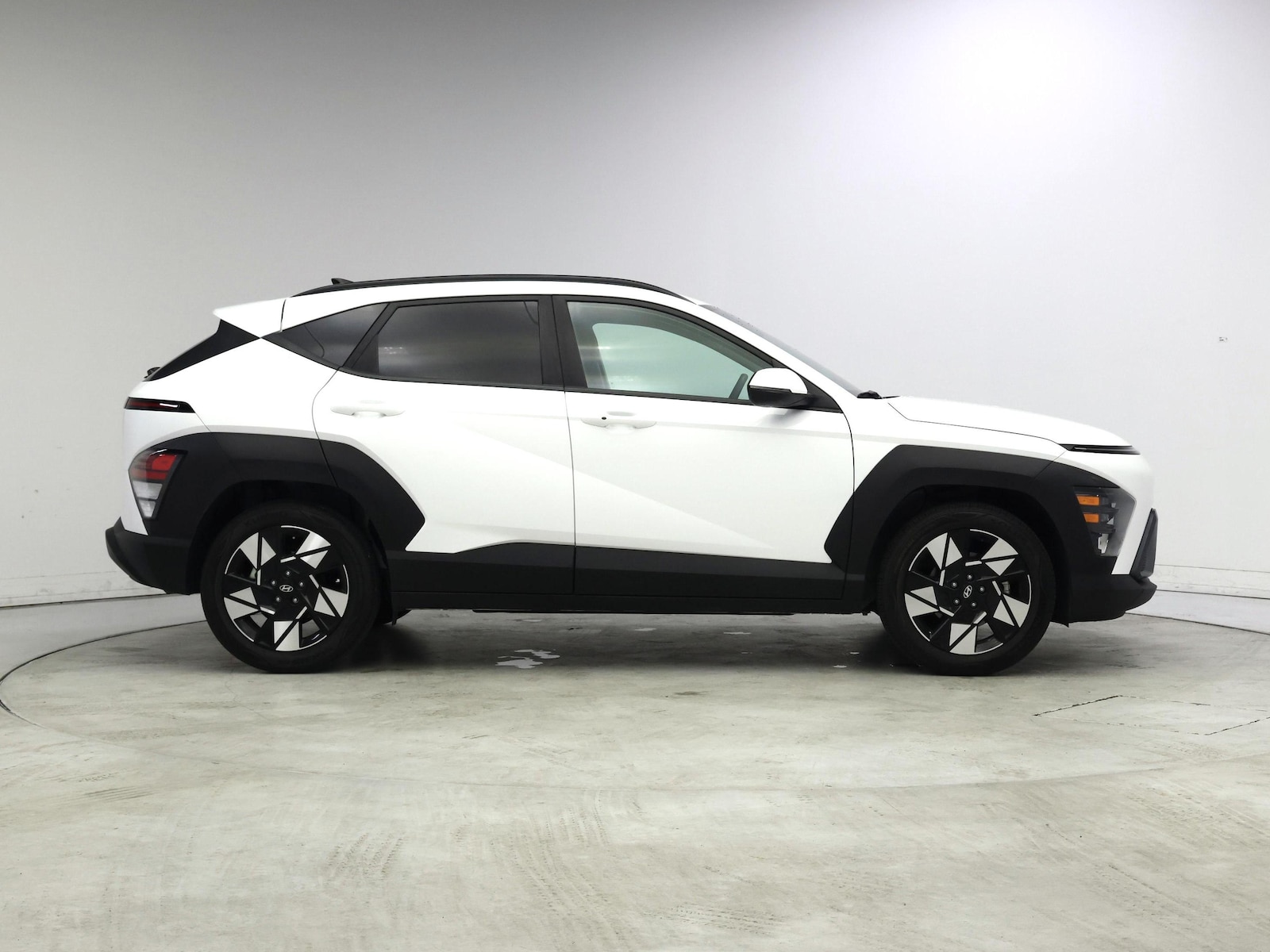 2024 Hyundai Kona SEL - Photo 8