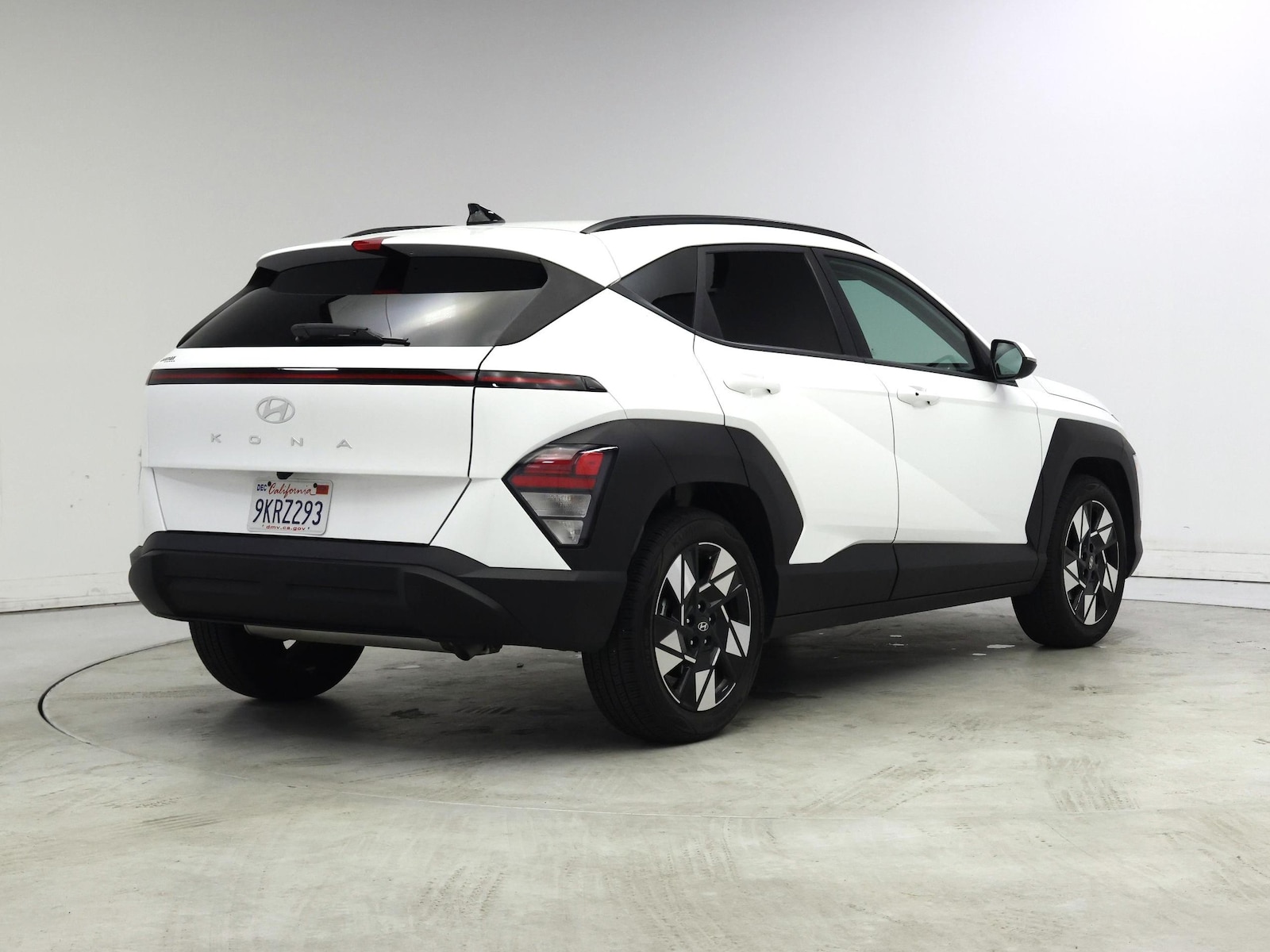 2024 Hyundai Kona SEL - Photo 9