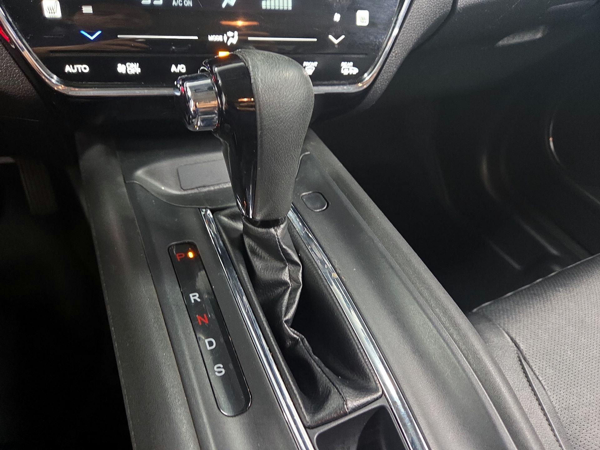 Thumbnail: 2019 Honda HR-V - 15