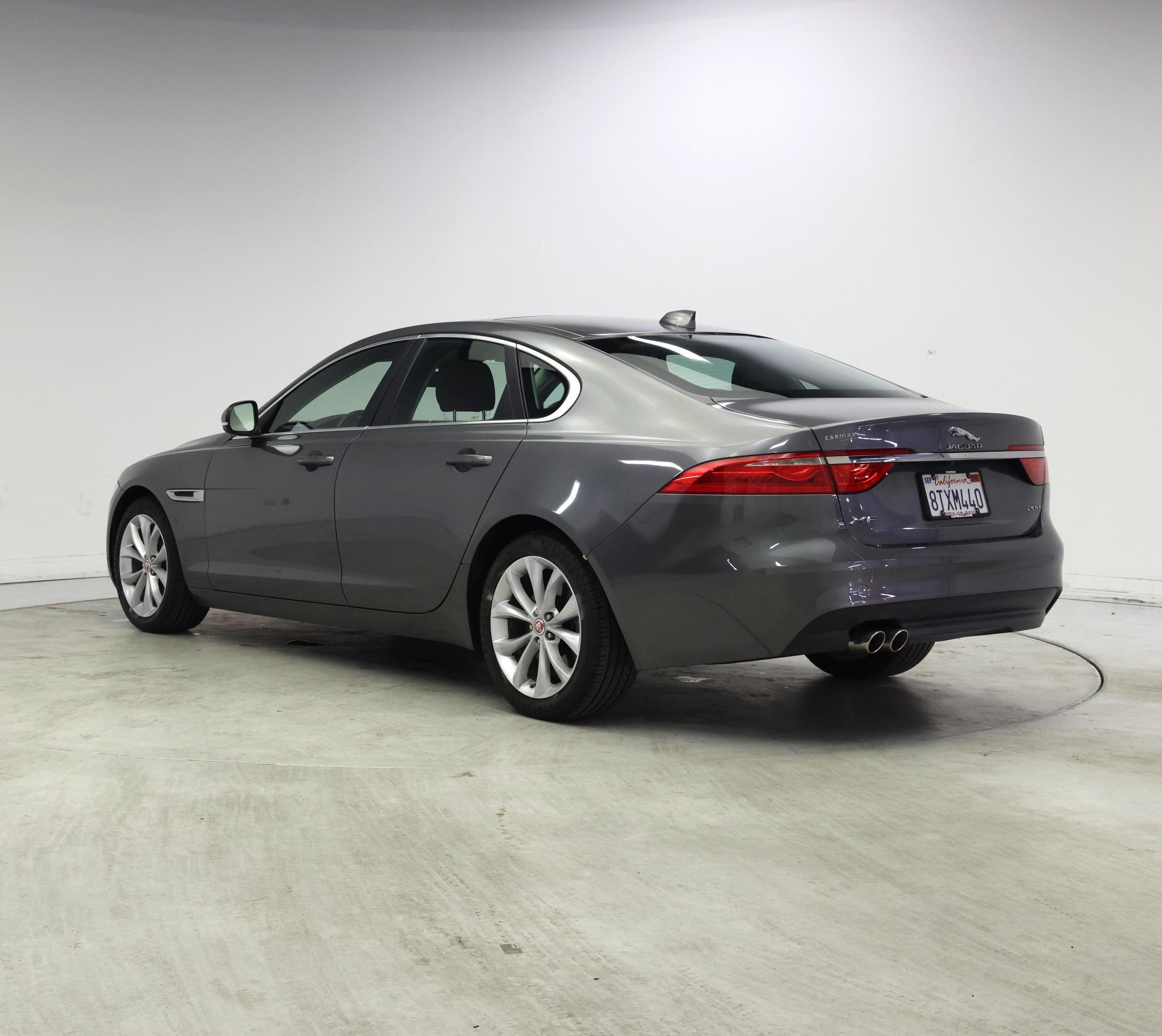 Thumbnail: 2017 Jaguar XF - 2