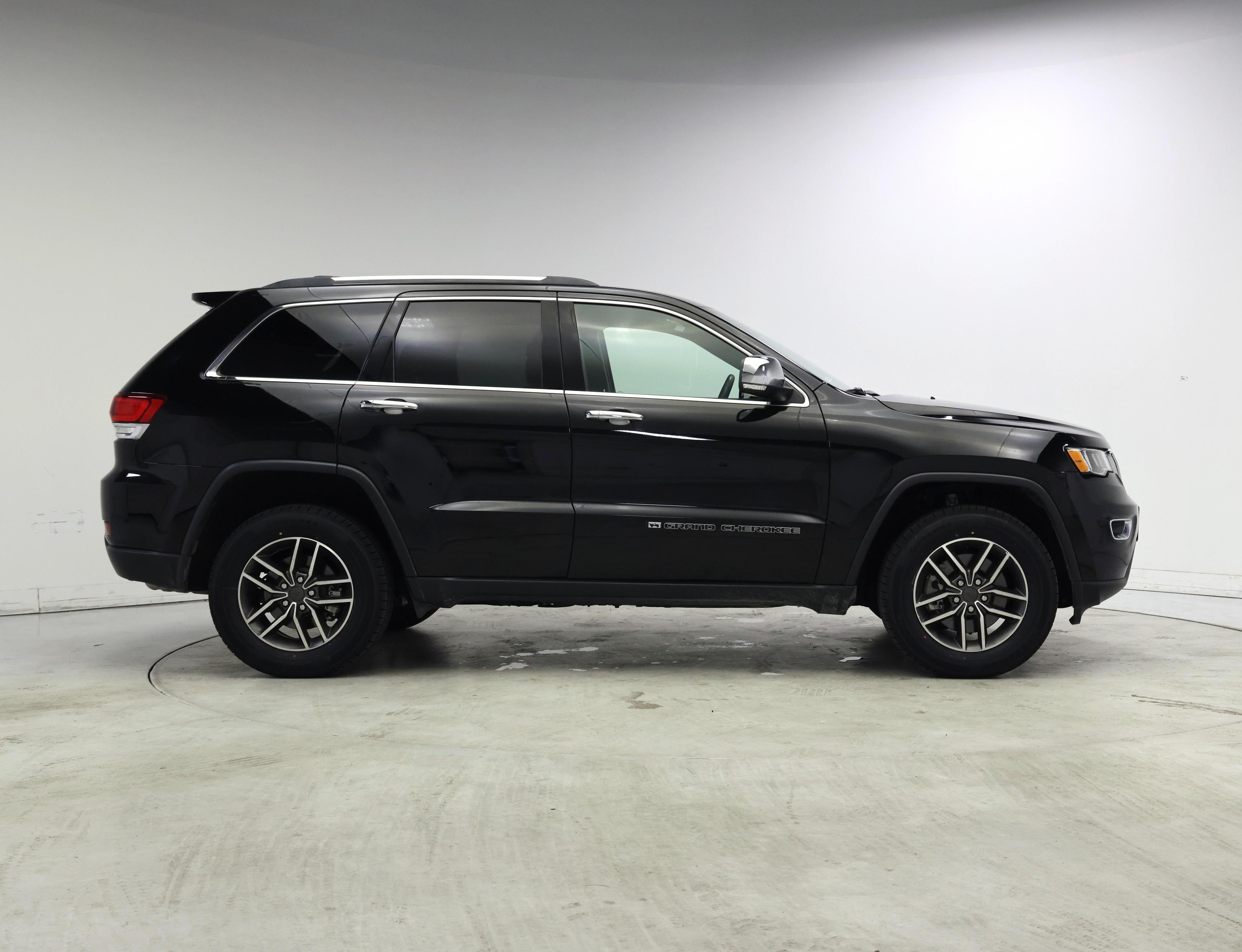 Thumbnail: 2022 Jeep Grand Cherokee - 7