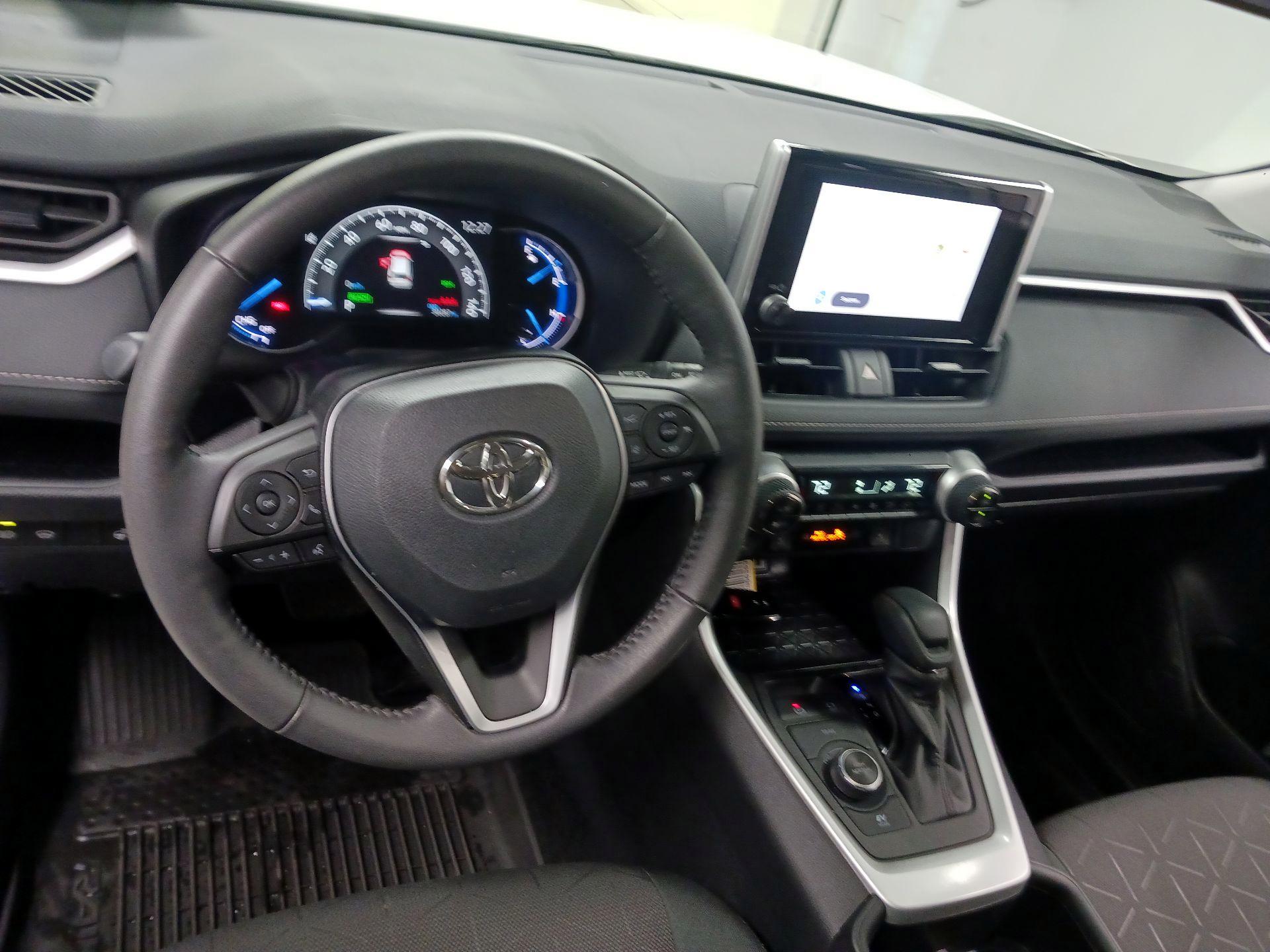 Thumbnail: 2024 Toyota RAV4 - 9