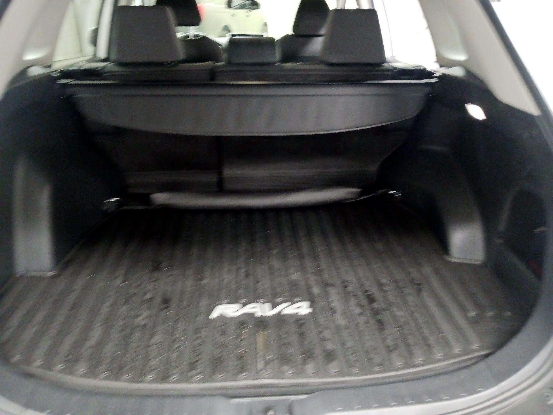 Thumbnail: 2024 Toyota RAV4 - 16