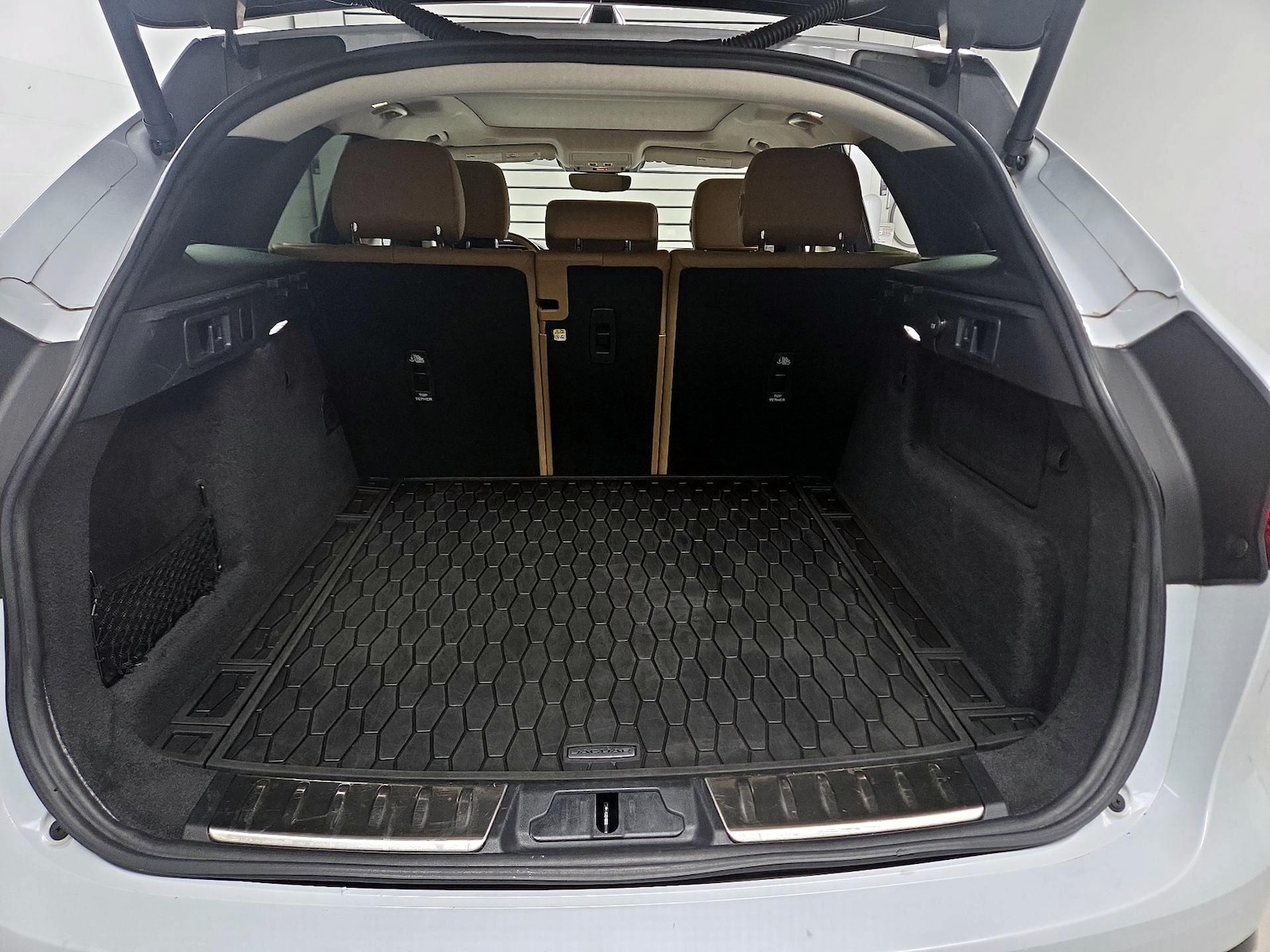 2021 Jaguar F-Pace S - Photo 22