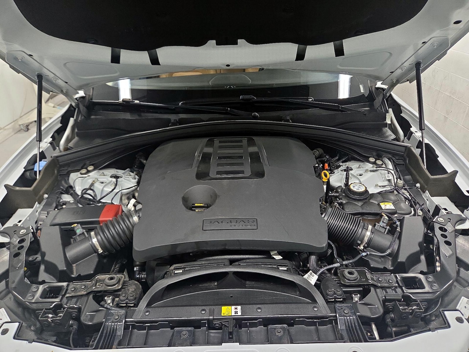 2021 Jaguar F-Pace S - Photo 23
