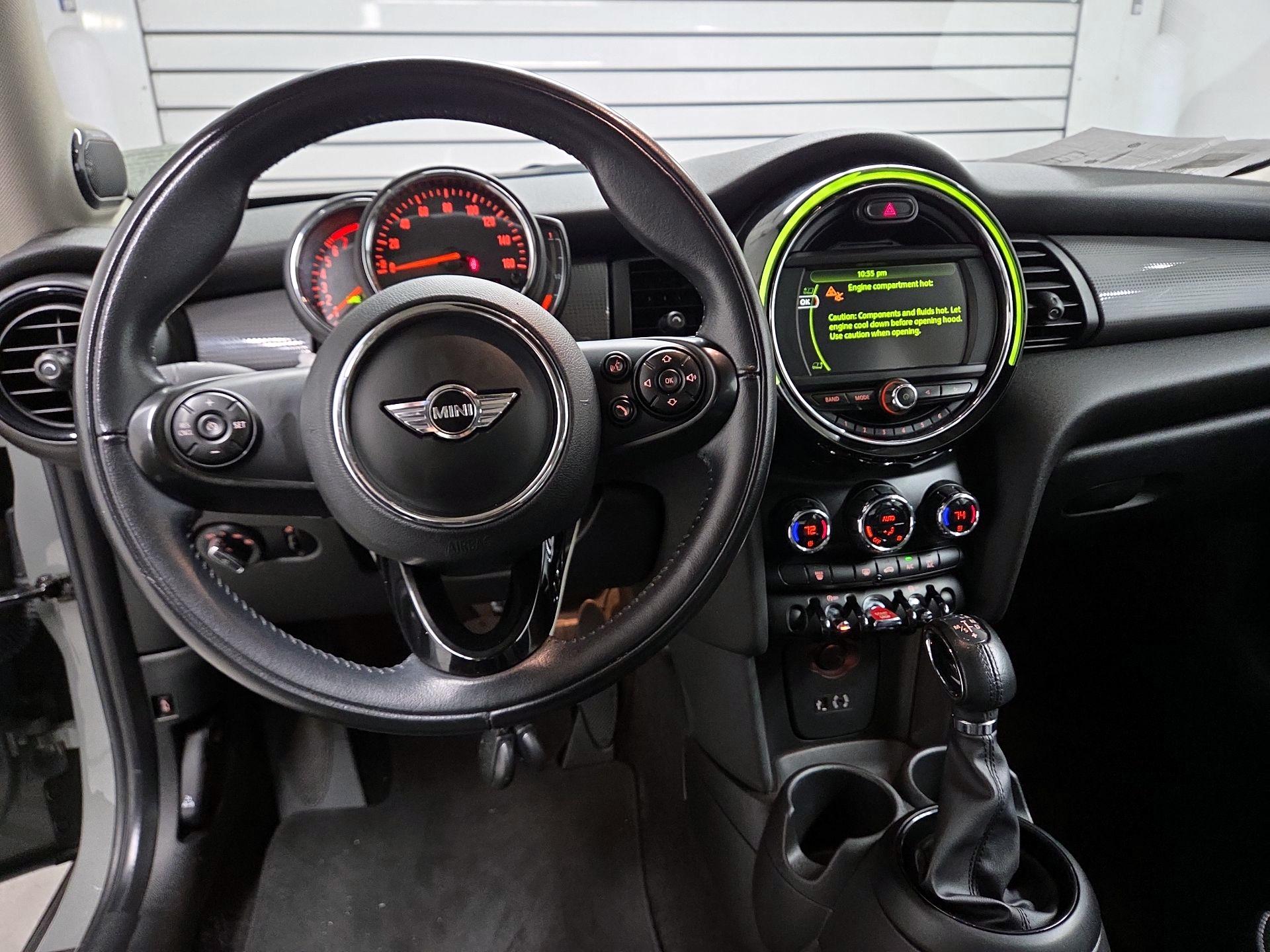 Thumbnail: 2018 MINI Cooper Hardtop - 9