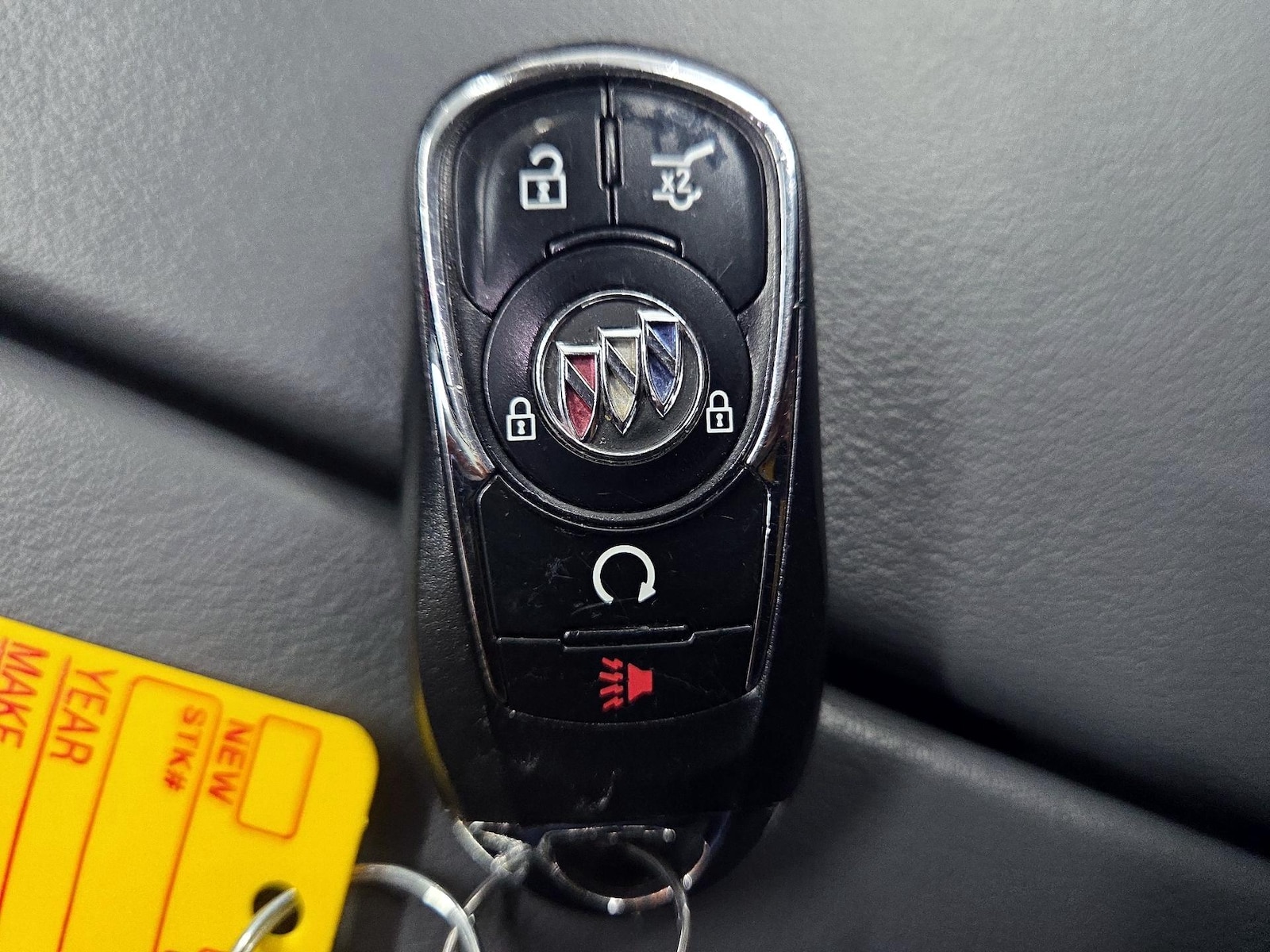 2020 Buick Envision Premium I - Photo 25