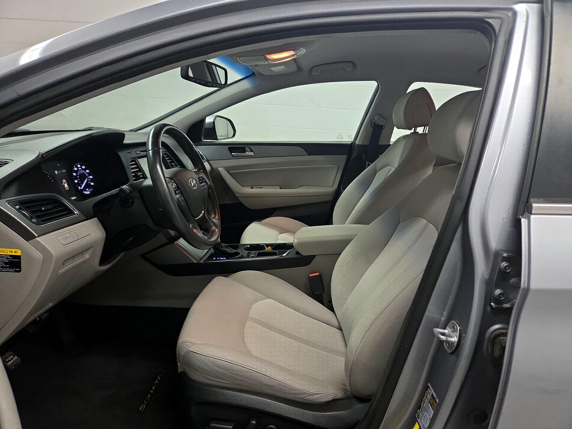 Thumbnail: 2017 Hyundai Sonata - 11