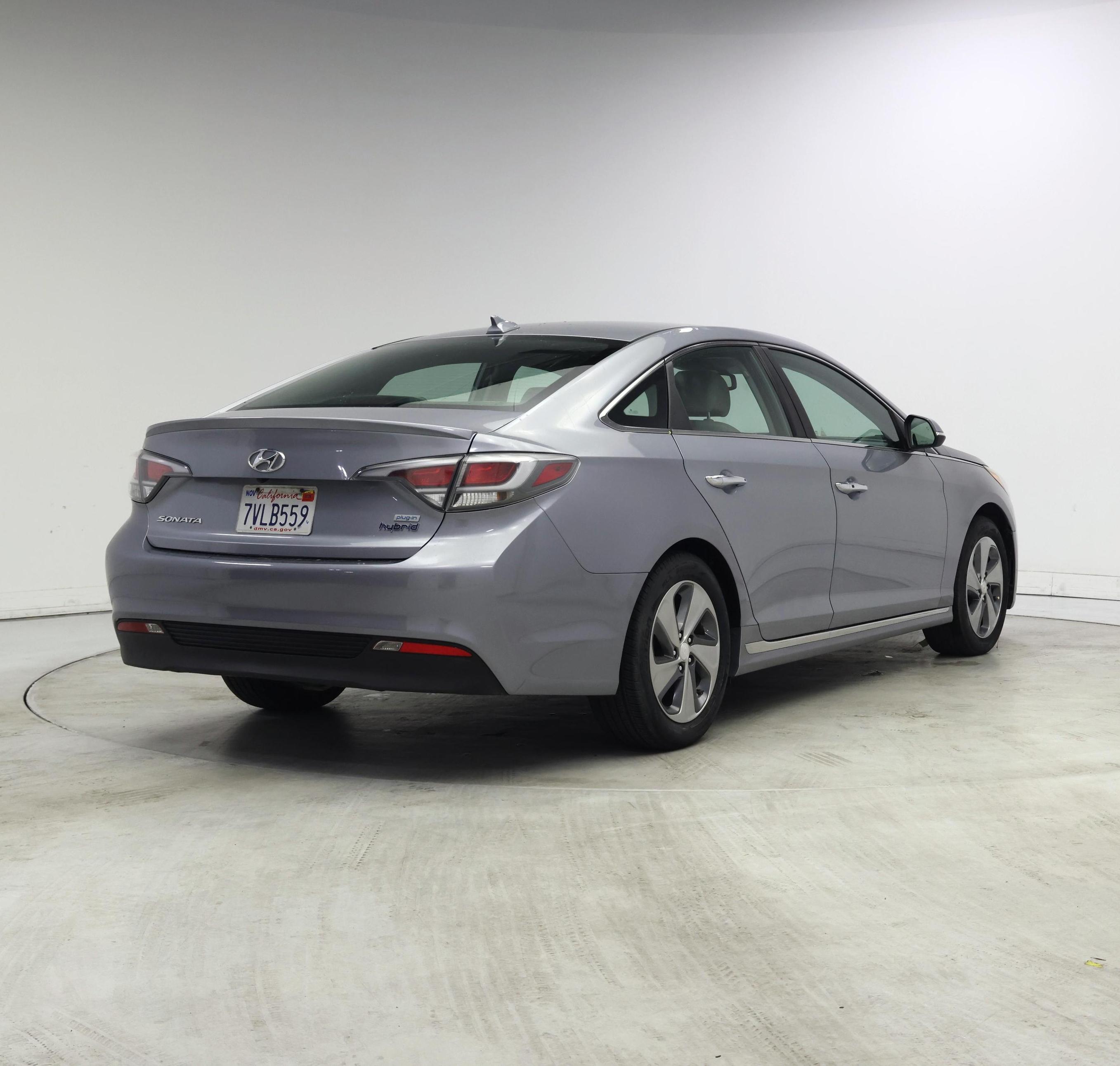 Thumbnail: 2017 Hyundai Sonata - 8
