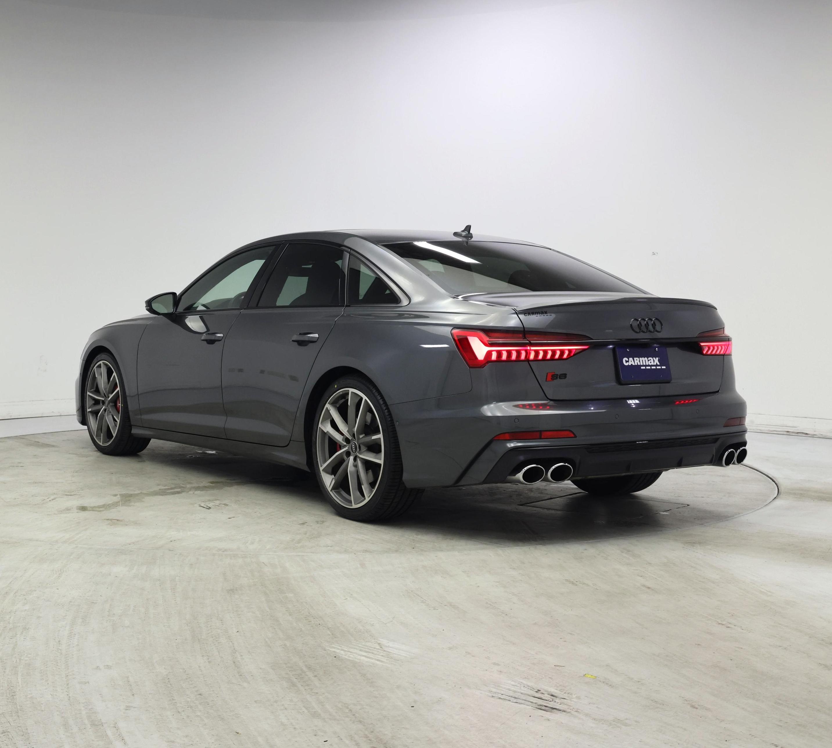 Thumbnail: 2021 Audi S6 - 2
